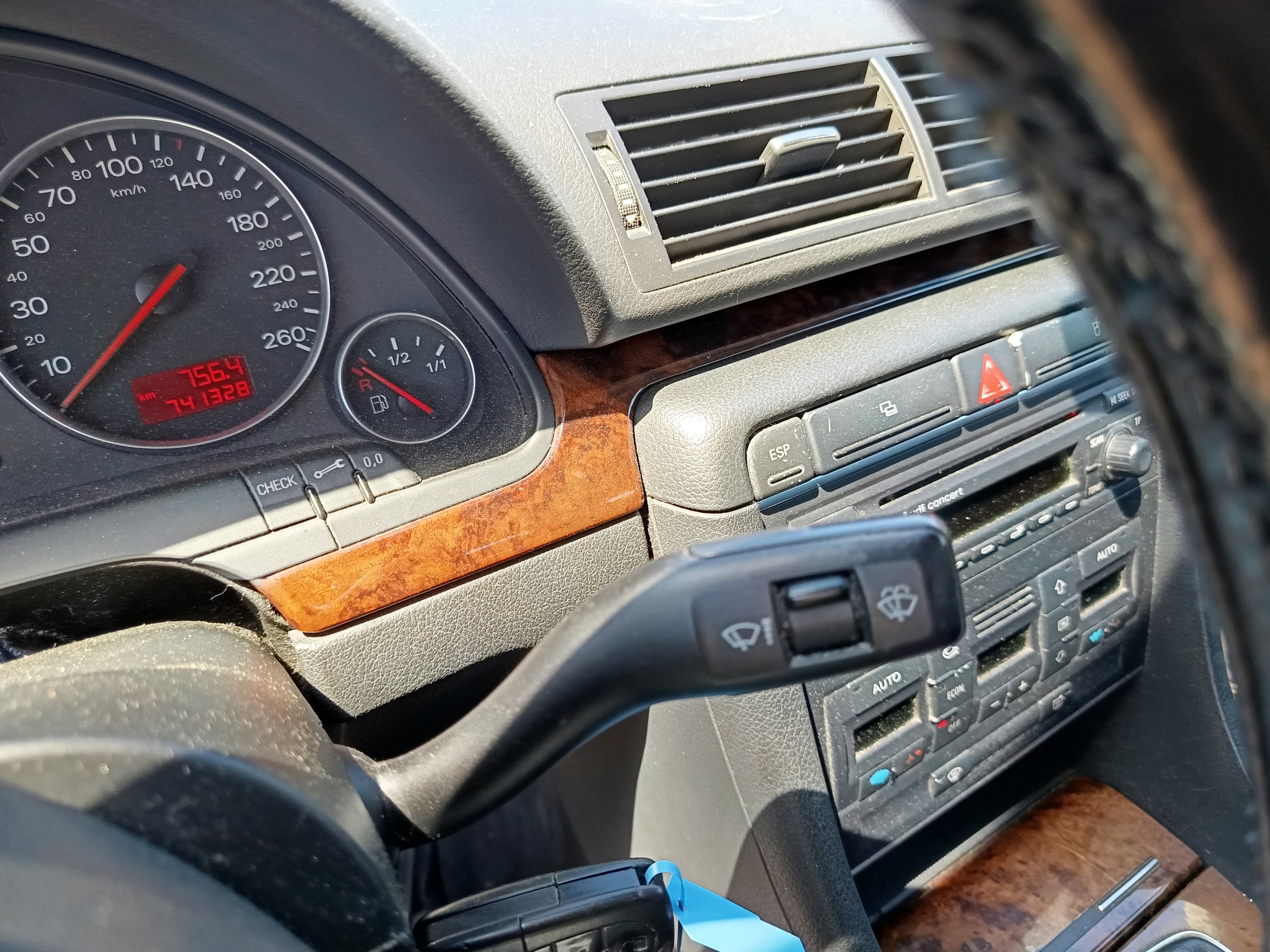 Audi A4 1.9 TDI · Ano 2004 — imagen 35