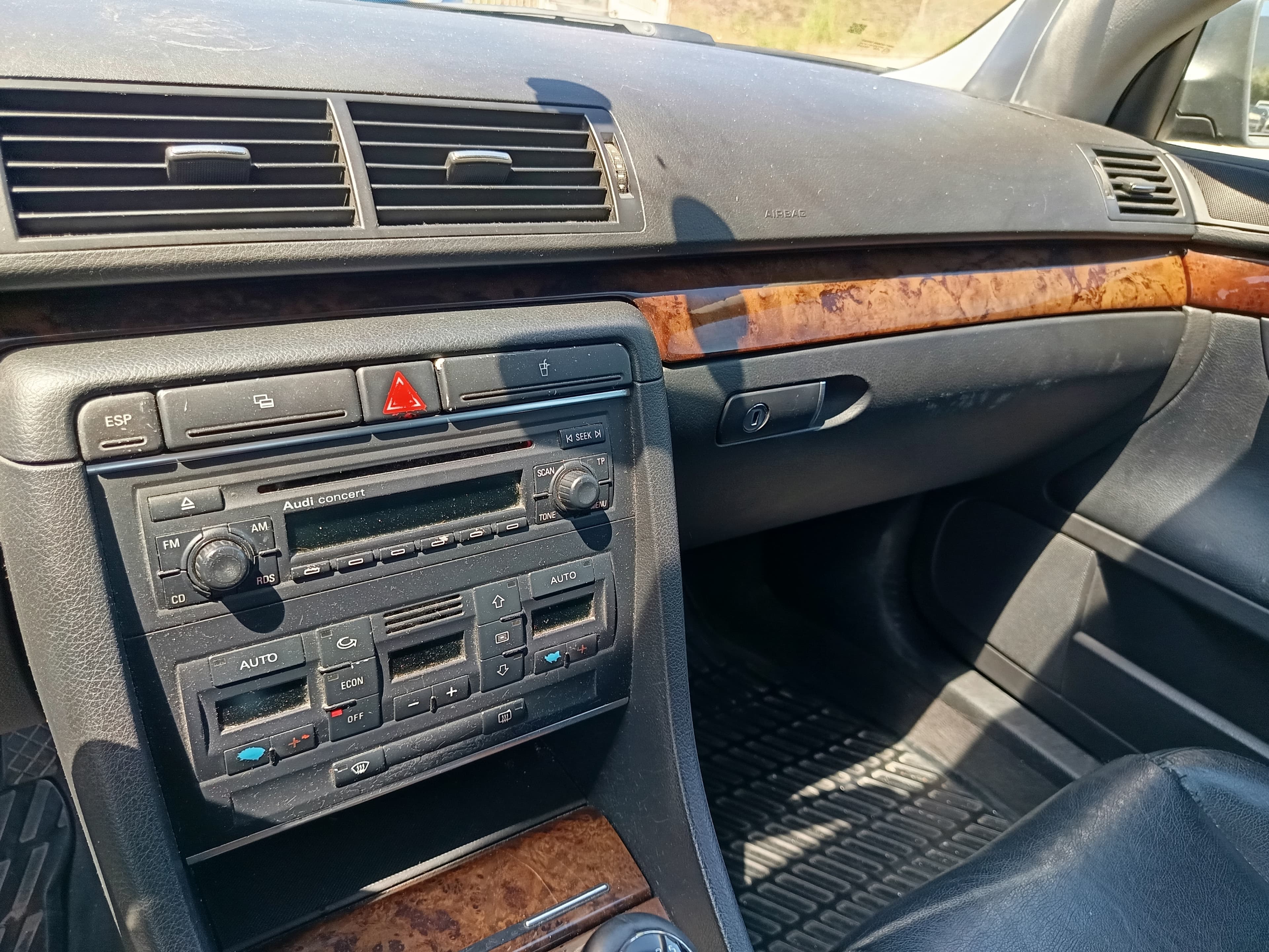 Audi A4 1.9 TDI · Ano 2004 — imagen 31