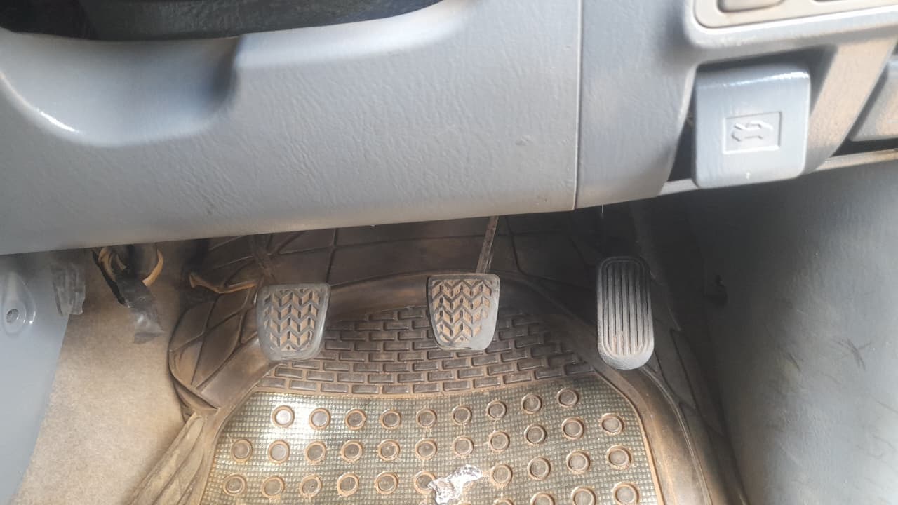 Toyota/Hilux 2.89 – 3000 2007 — imagen 8