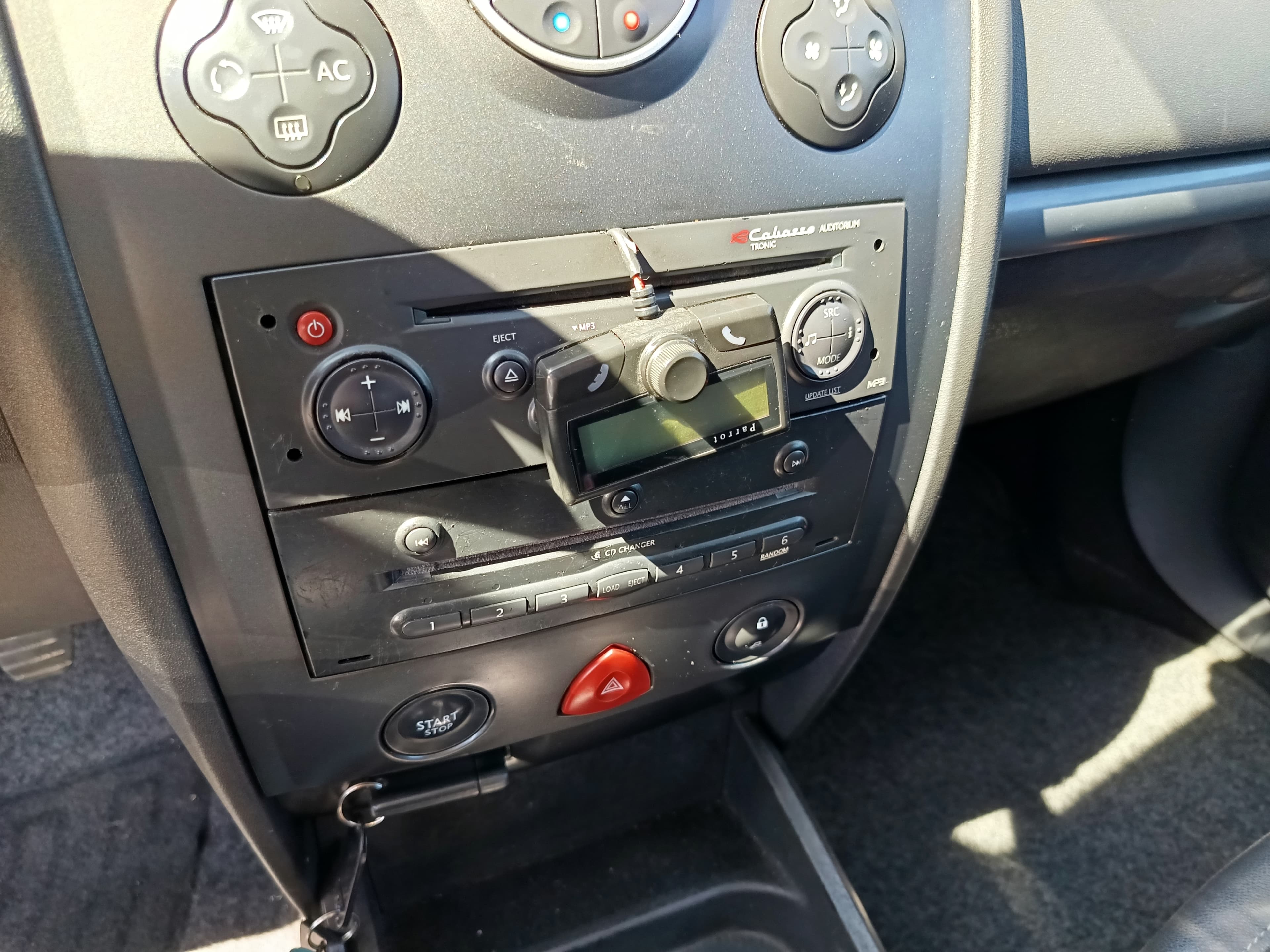 Renault Mégane · Ano 2007 — imagen 36