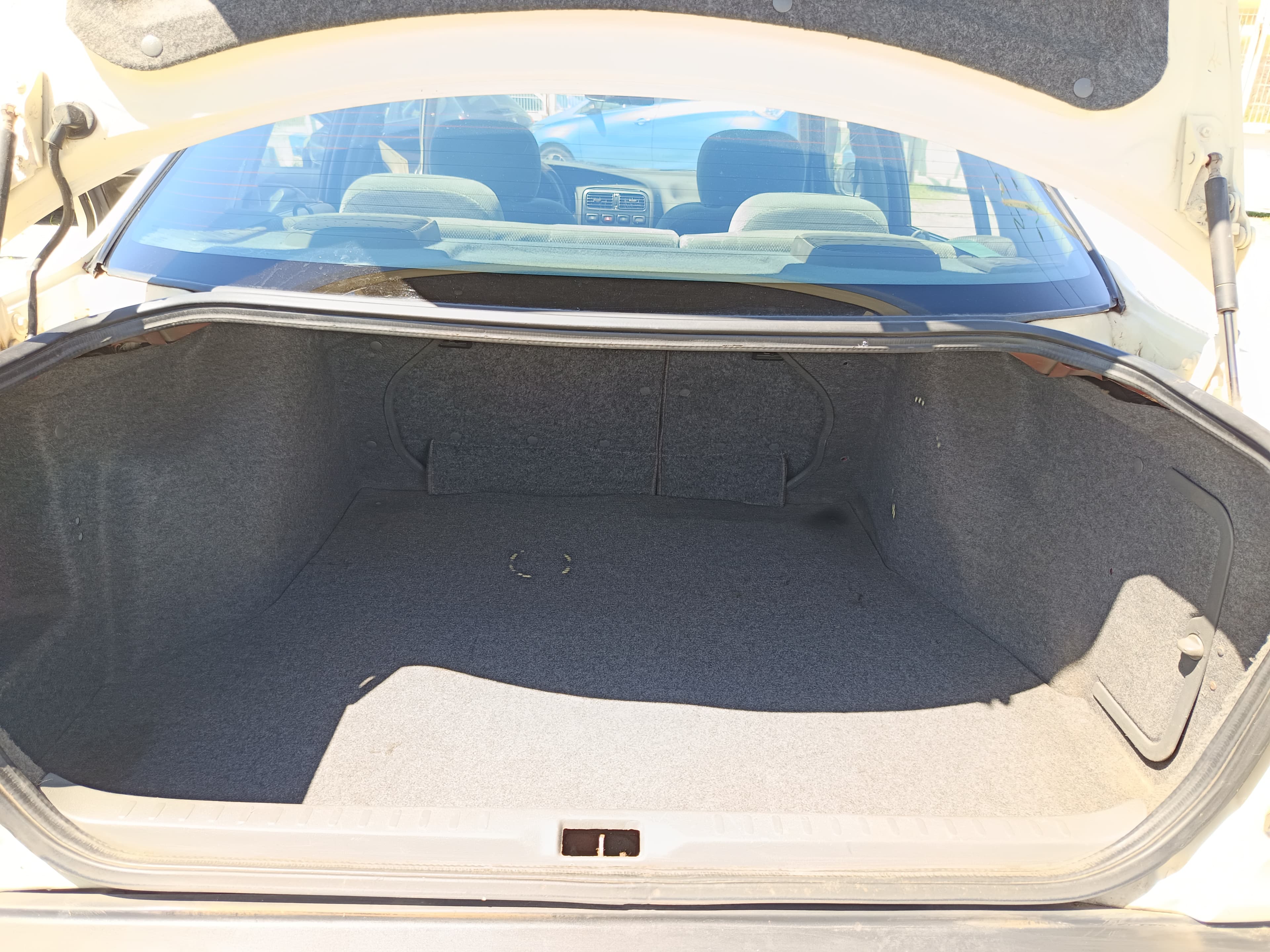 Nissan Primera · Ano 1991 — imagem 39