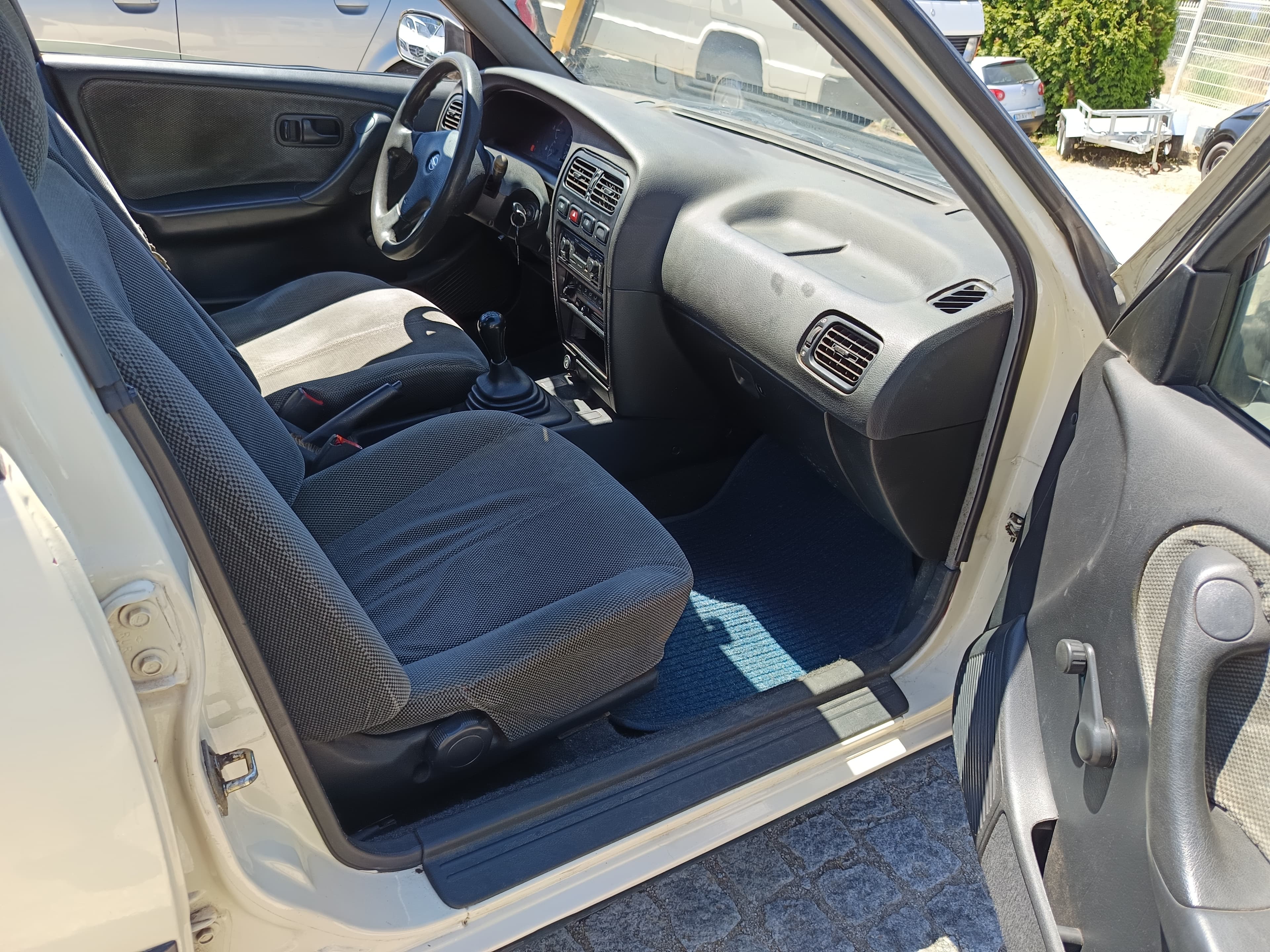 Nissan Primera · Ano 1991 — imagem 21