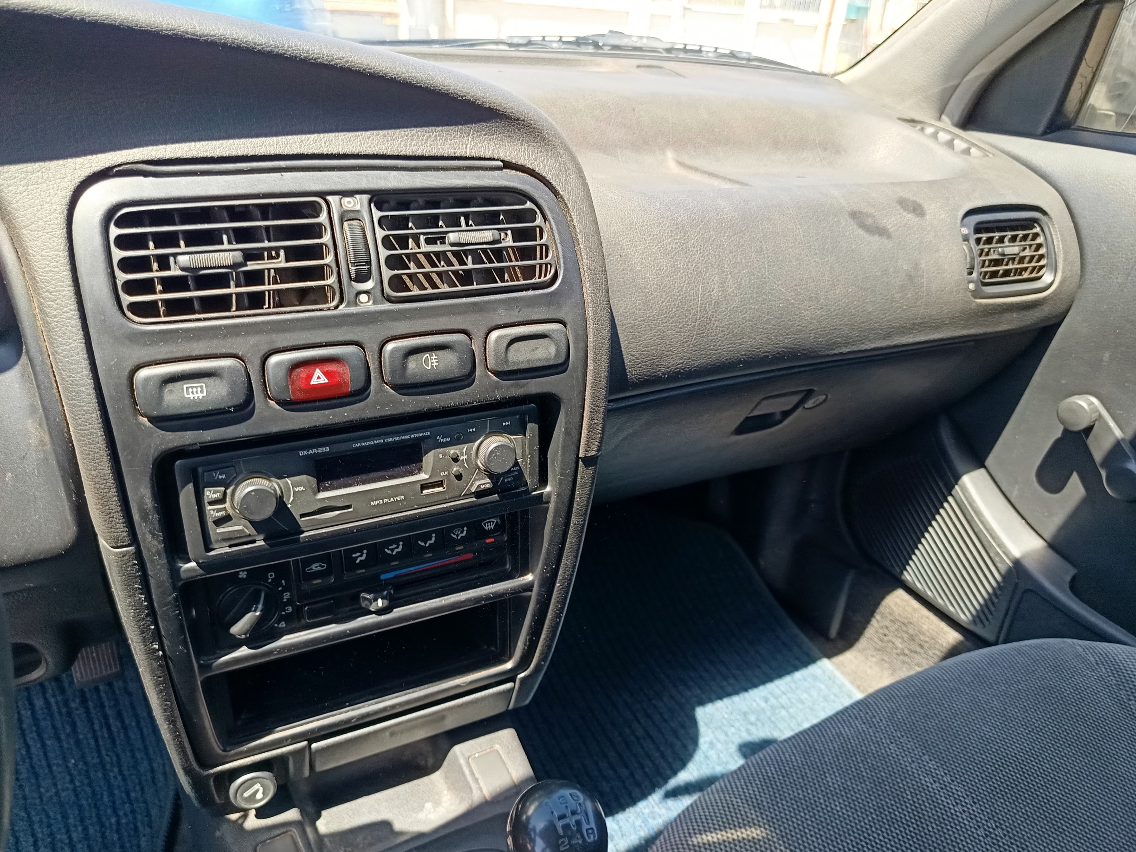 Nissan Primera · Ano 1991 — imagem 32