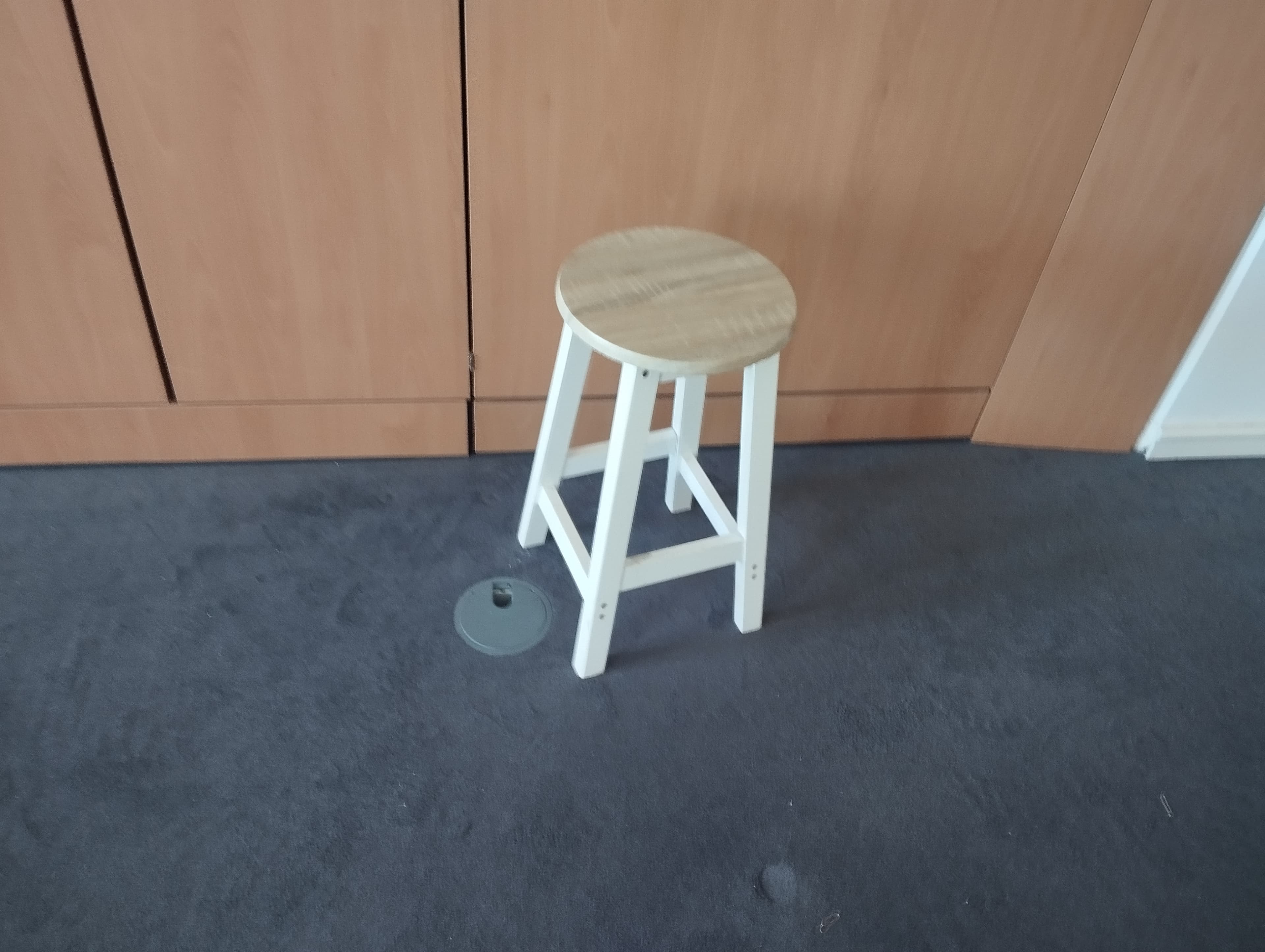 Mobiliário e Decoração · Tecnologia — image 10