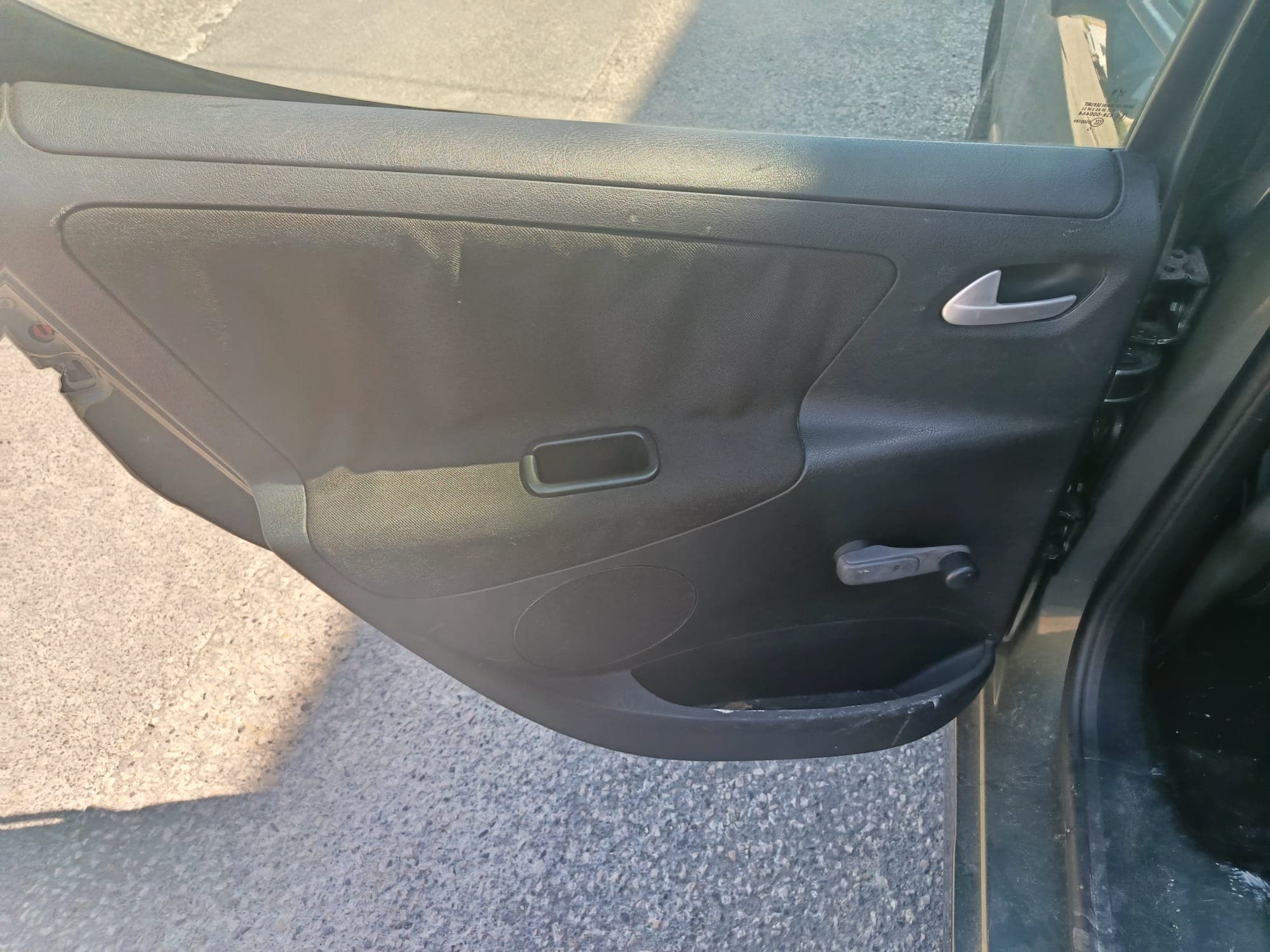 Peugeot 207 · Ano 2010 — image 22