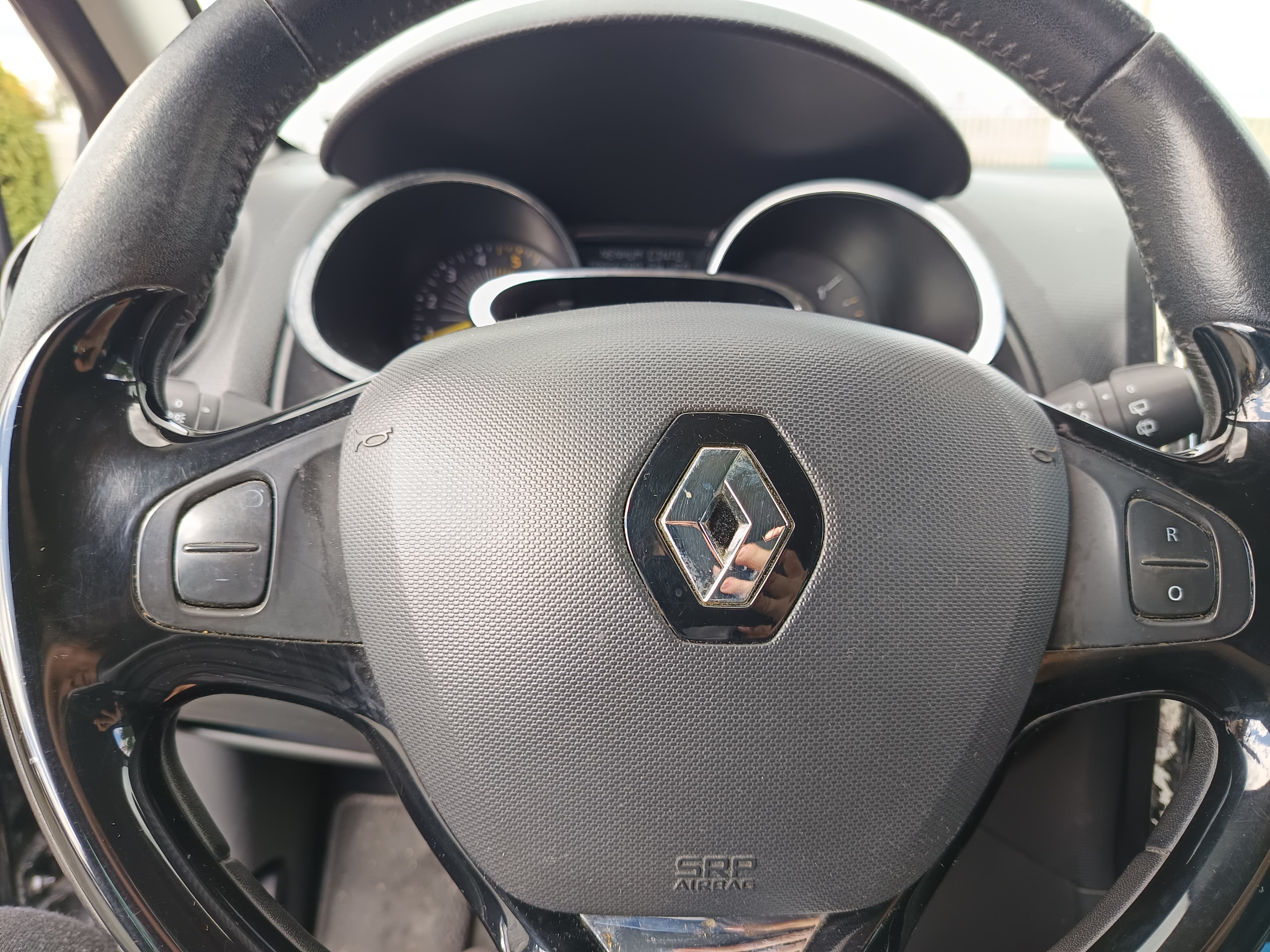 Renault Clio · Ano 2013      Més Outubro — image 48