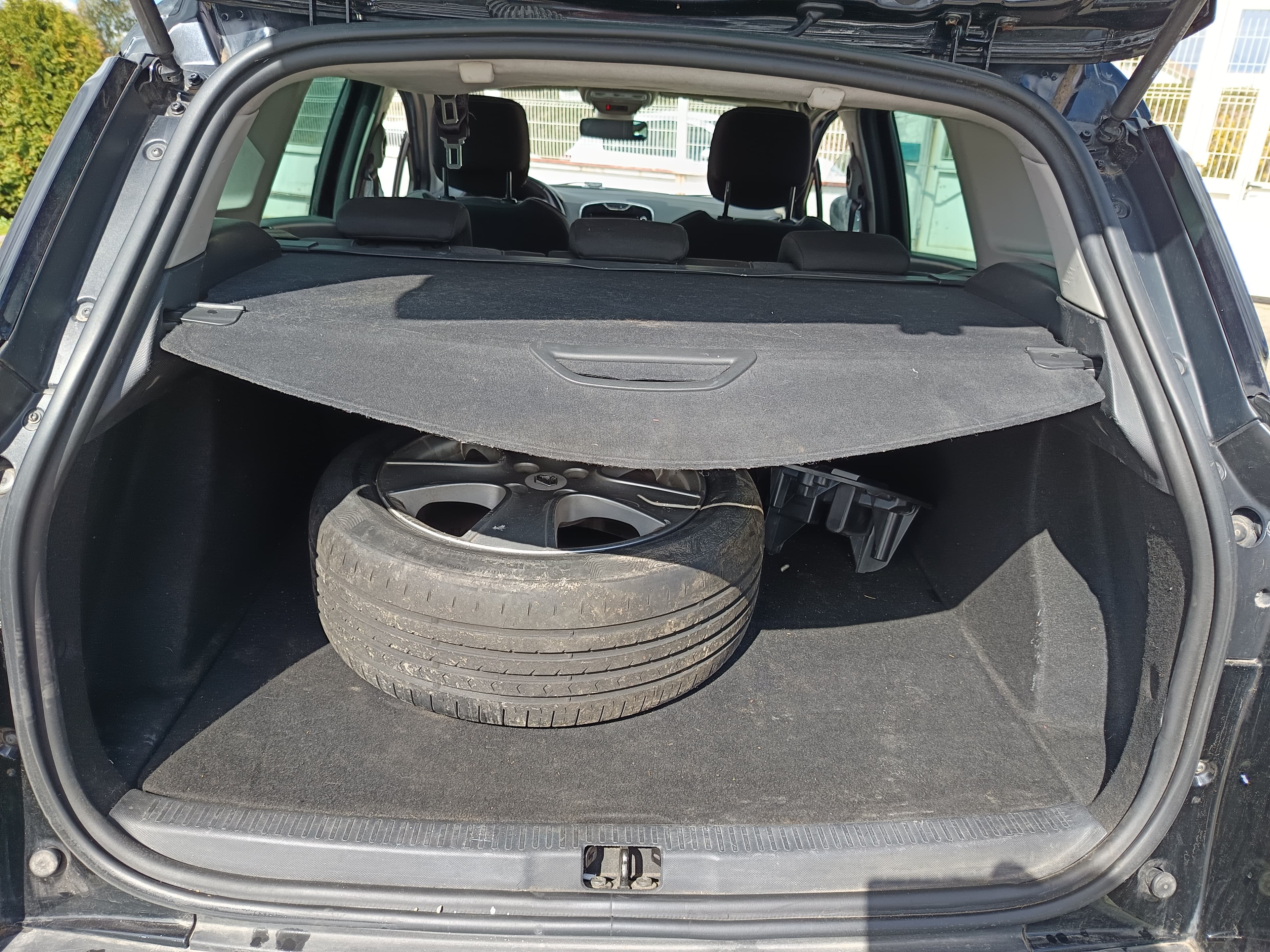 Renault Clio · Ano 2013      Més Outubro — image 28