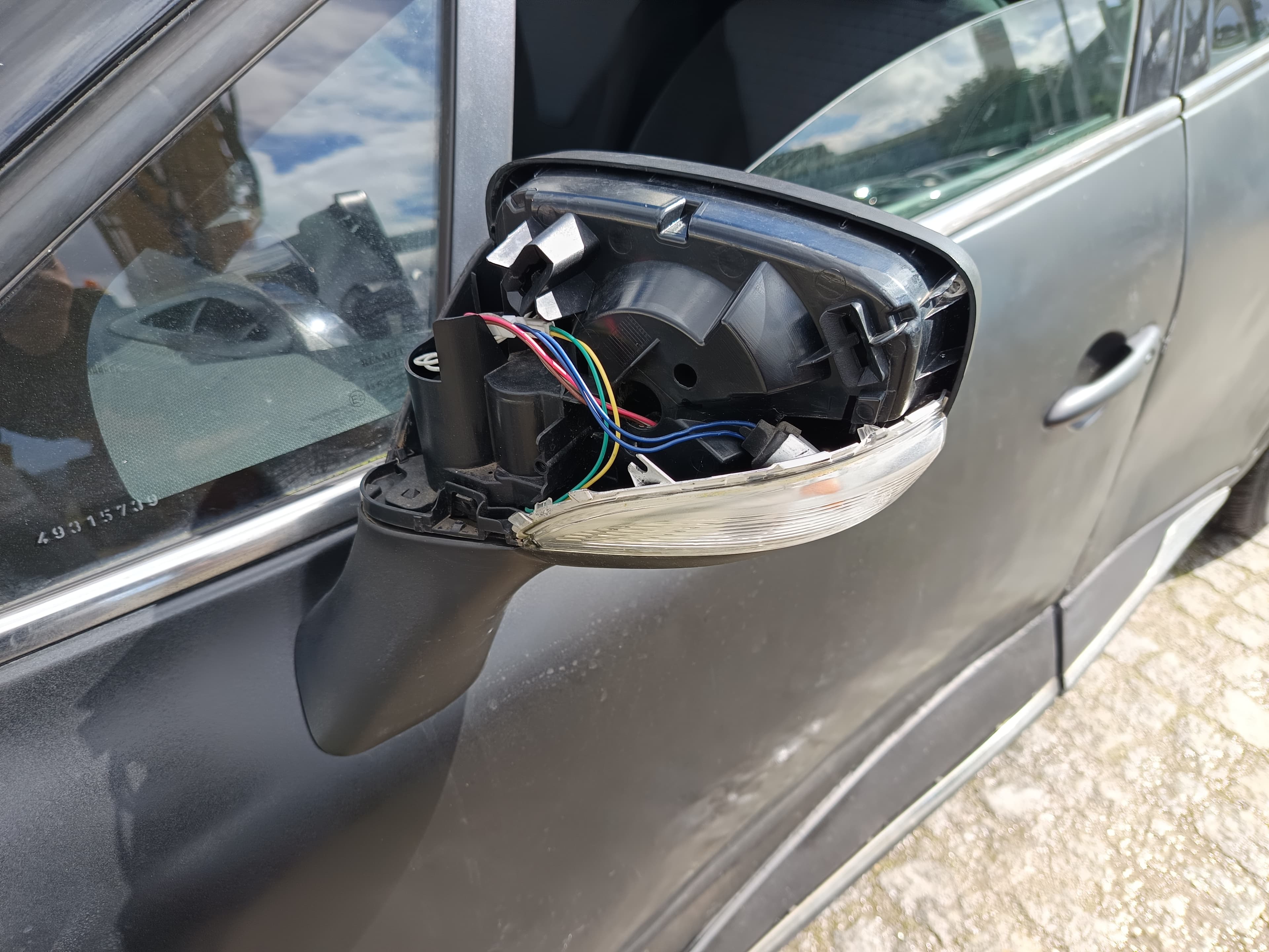 Renault Clio · Ano 2013      Més Outubro — image 23