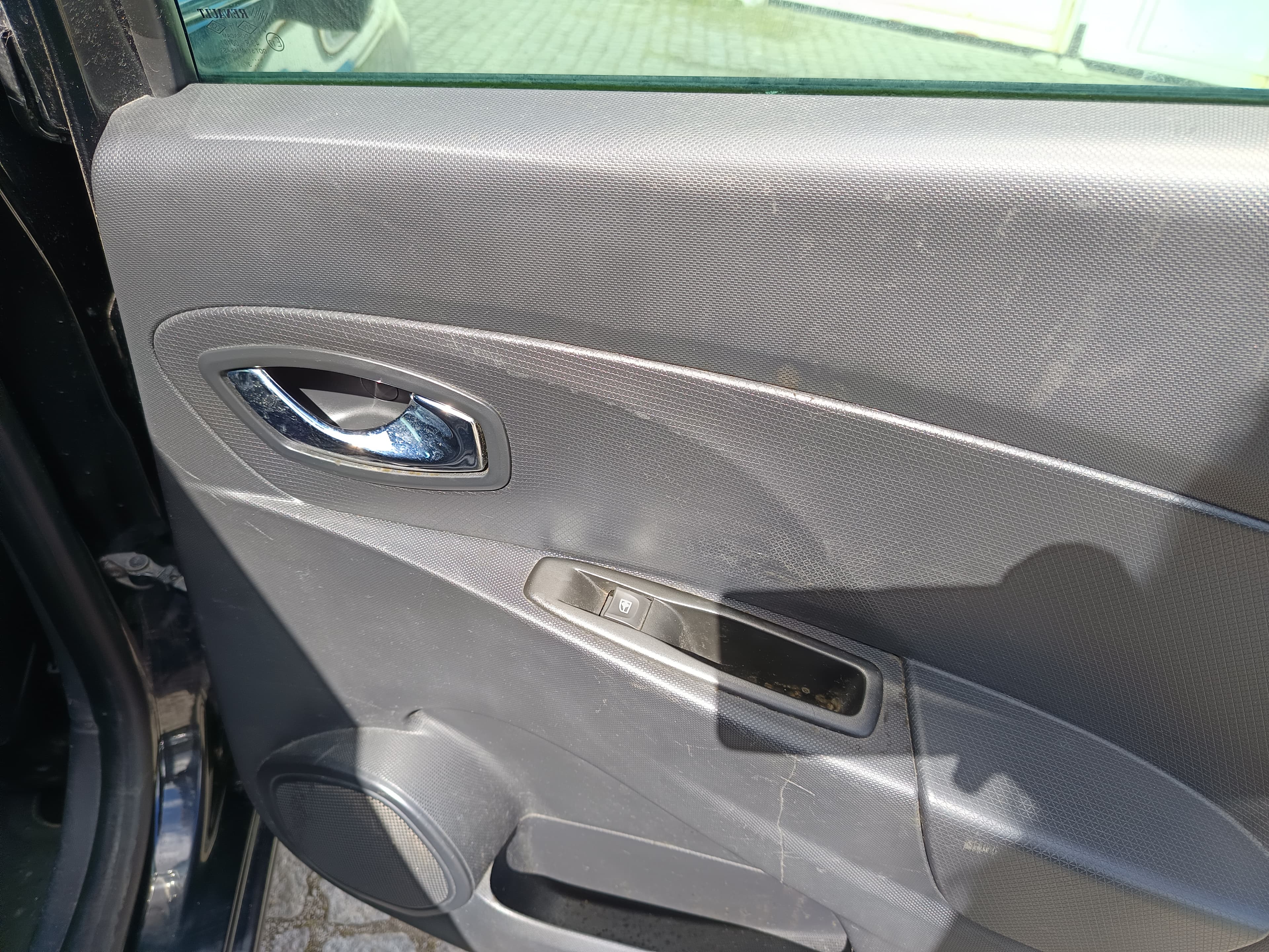 Renault Clio · Ano 2013      Més Outubro — image 30