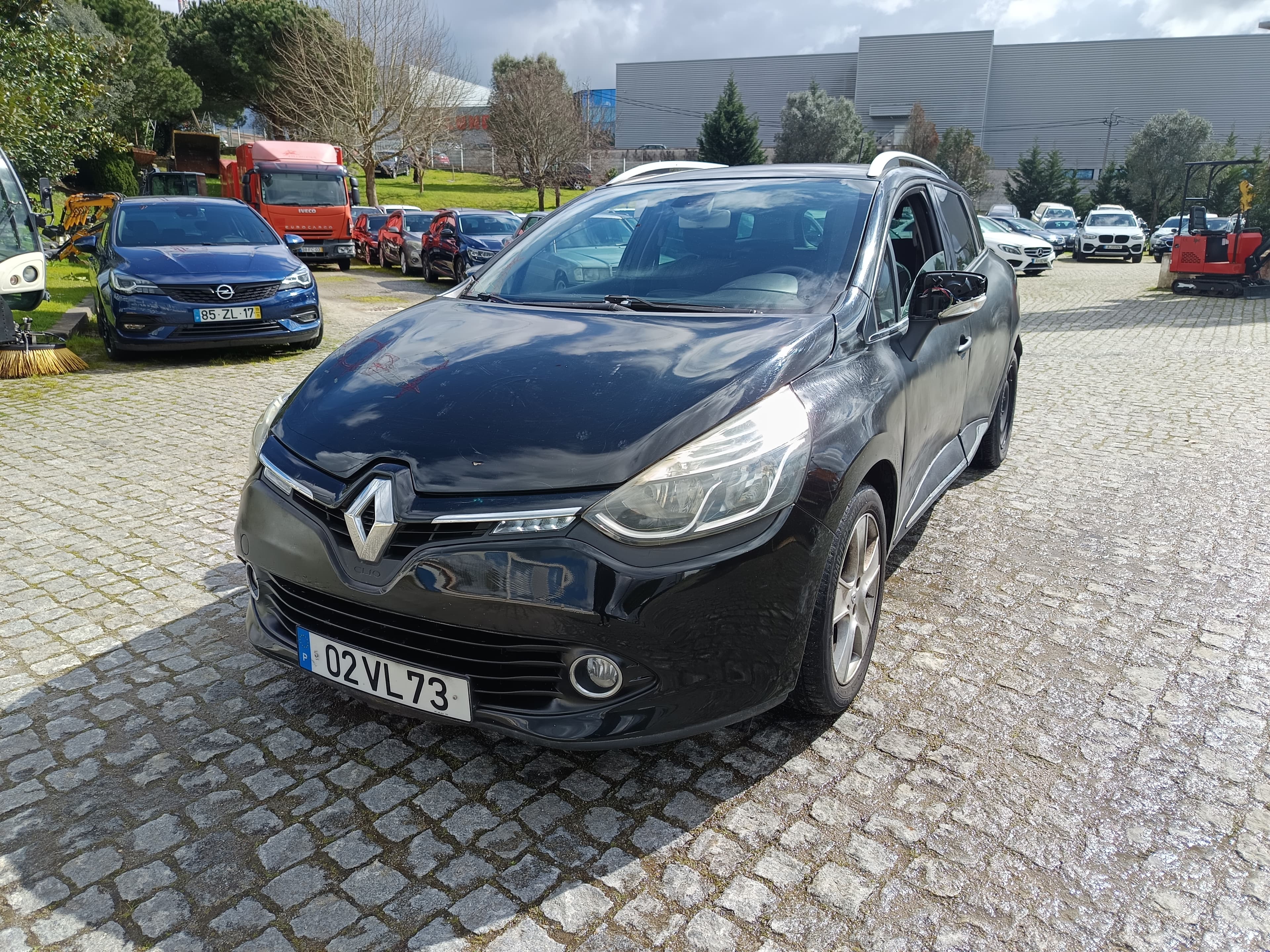 Renault Clio · Ano 2013      Més Outubro — image 1