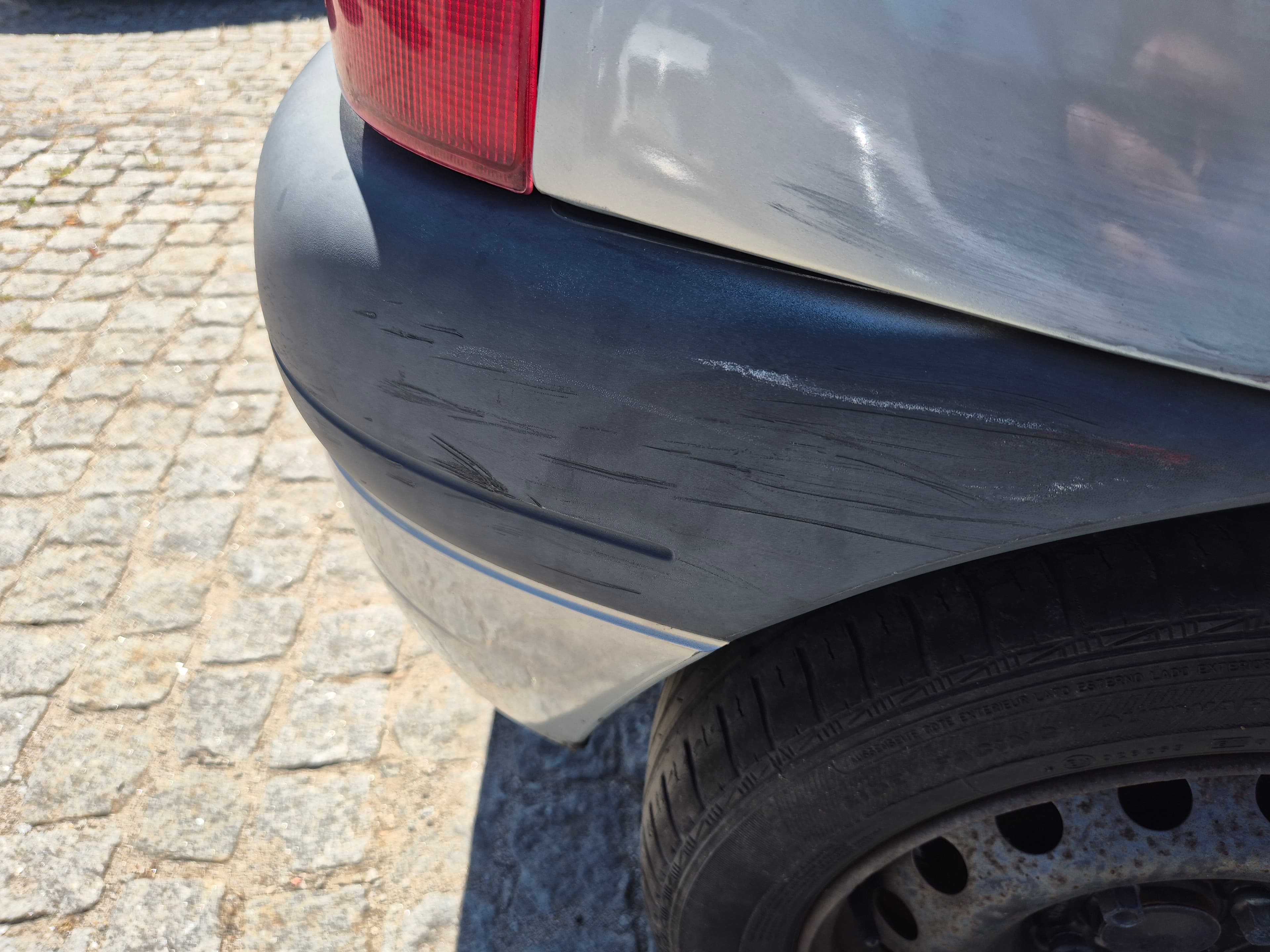 Renault Clio · Año 2001 — imagen 45