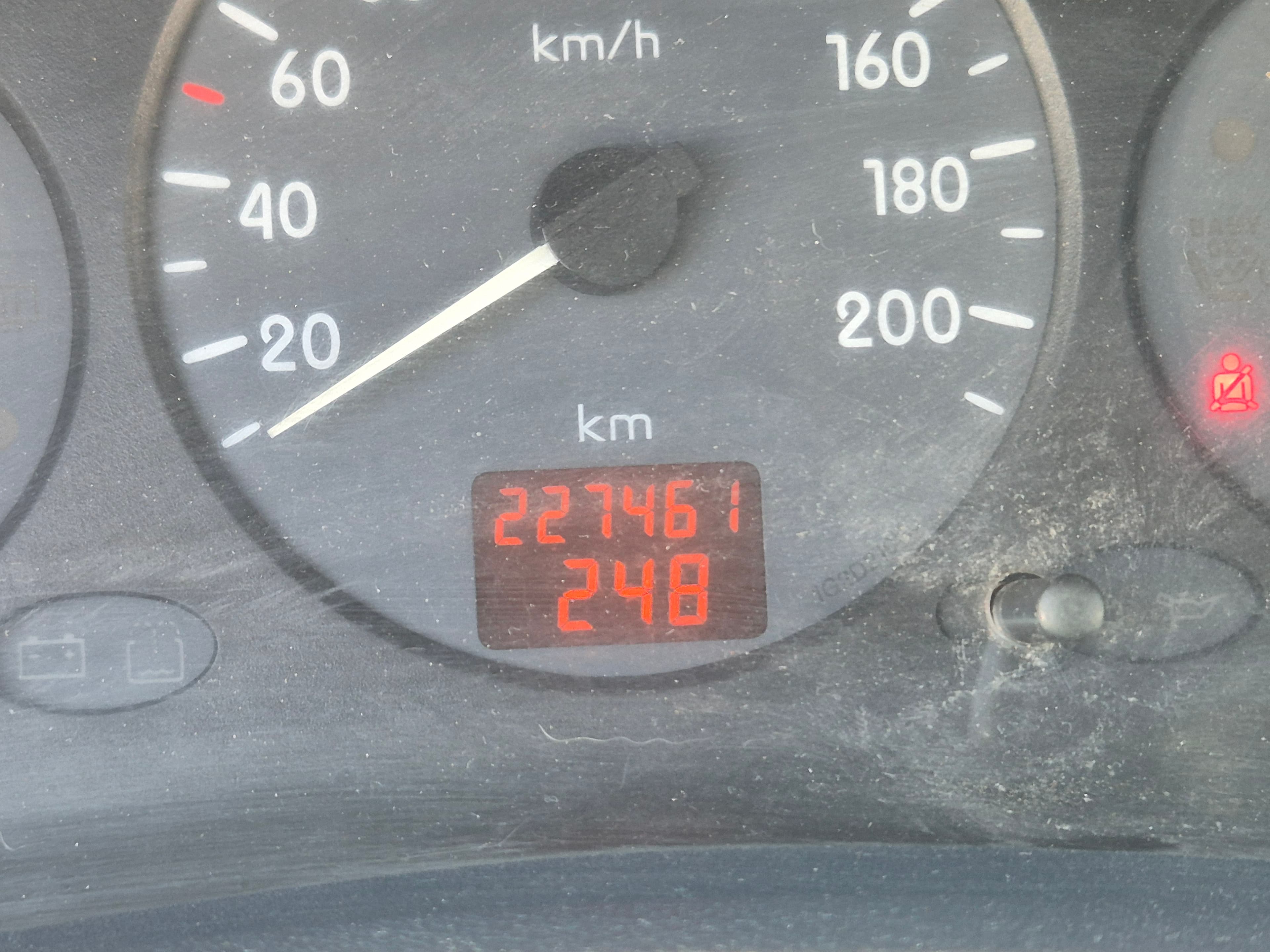 Renault Clio · Año 2001 — imagen 27