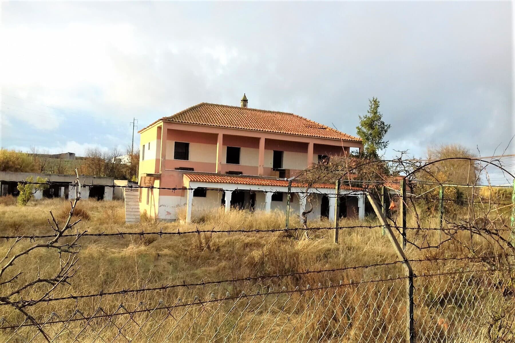 Maison V6 + terrain · Campo Maior, Portalegre — image 7
