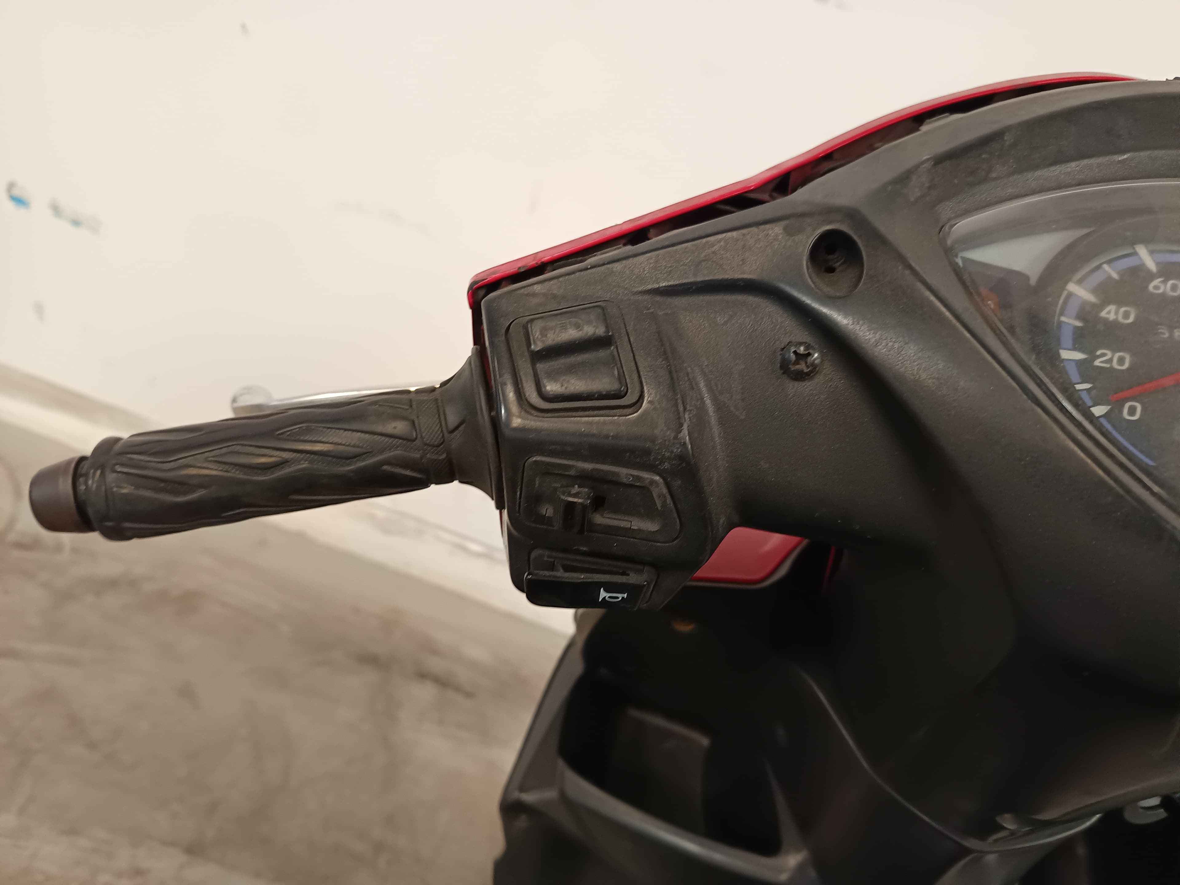 SUZUKI UK 110 Address · Ano 2015 — imagem 12
