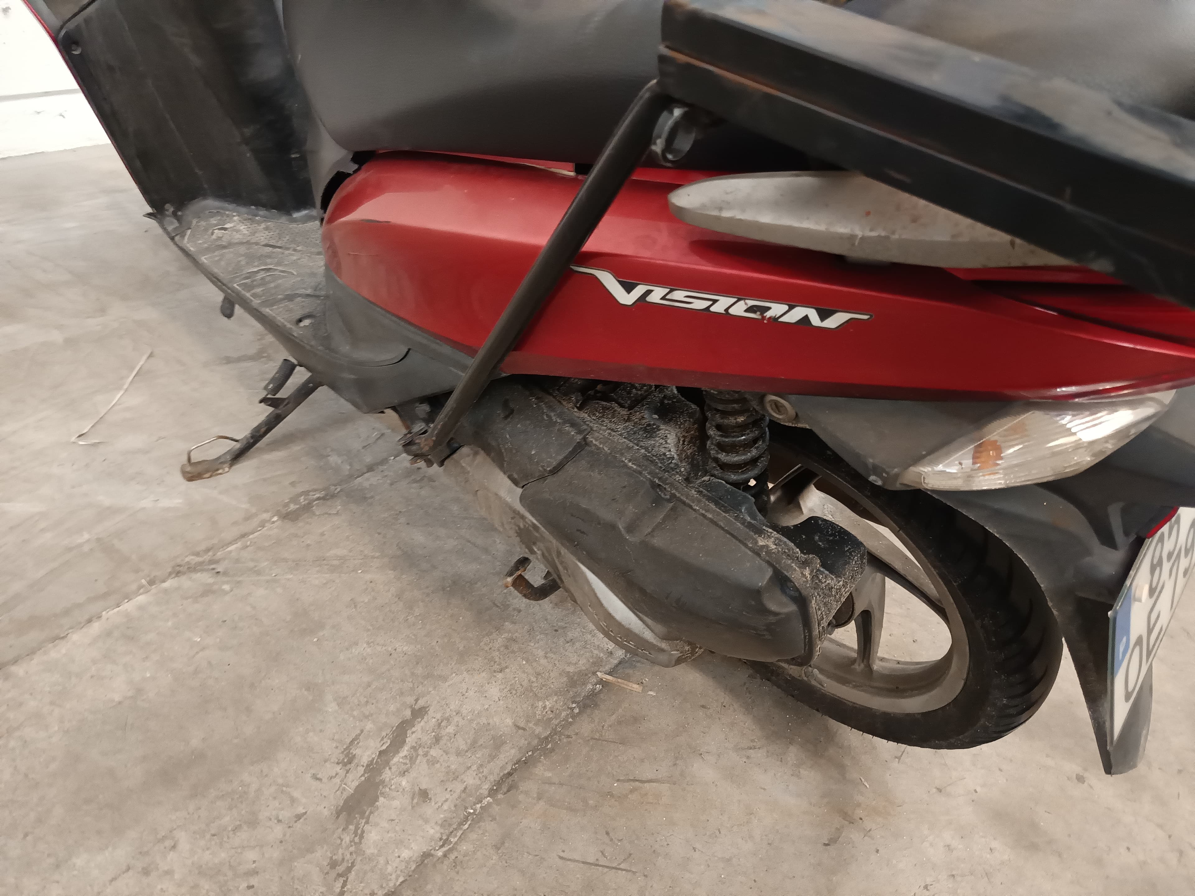 HONDA Vision NSC 110 · Ano 2013 — imagen 9