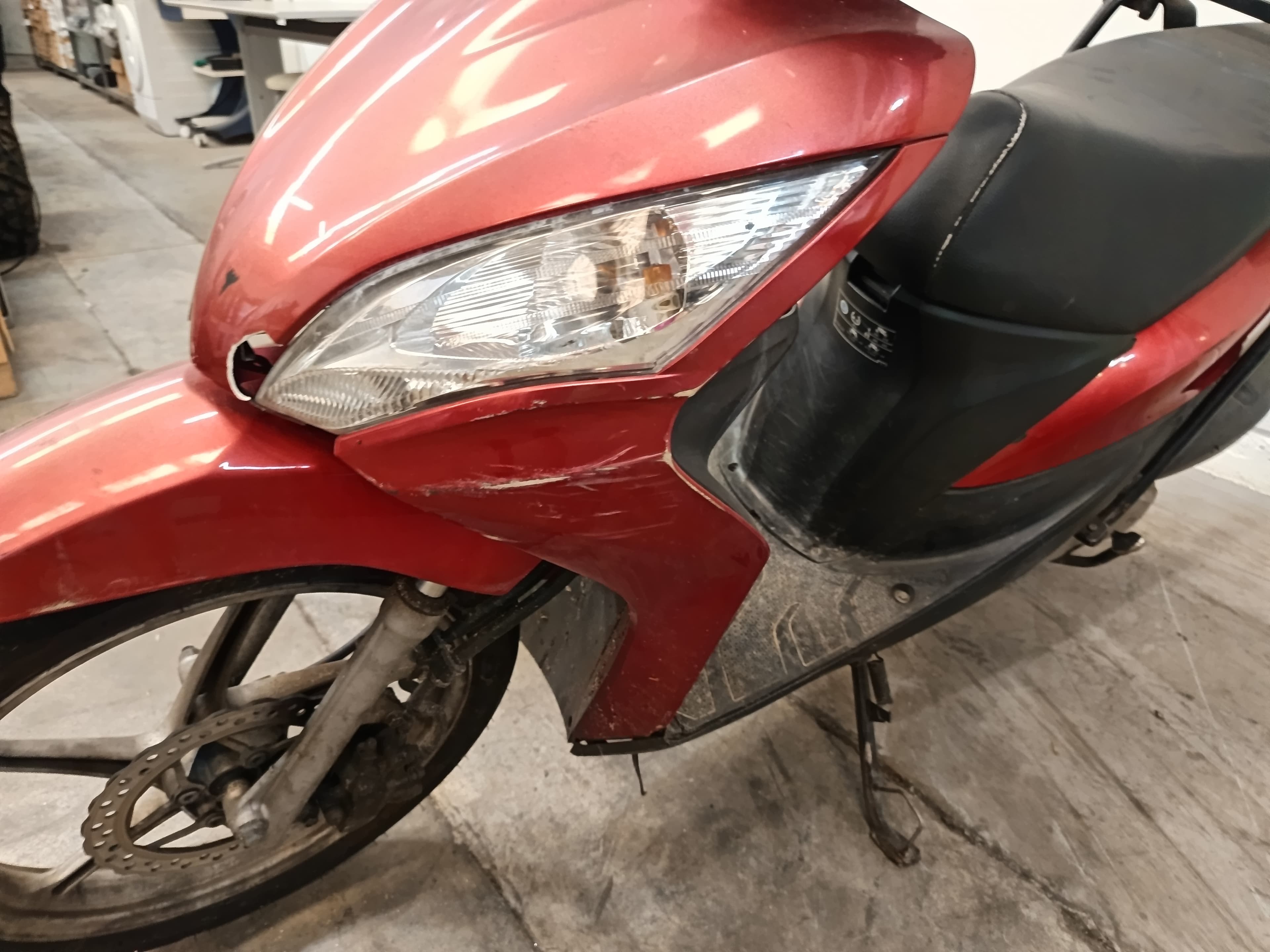 HONDA Vision NSC 110 · Ano 2013 — imagen 5