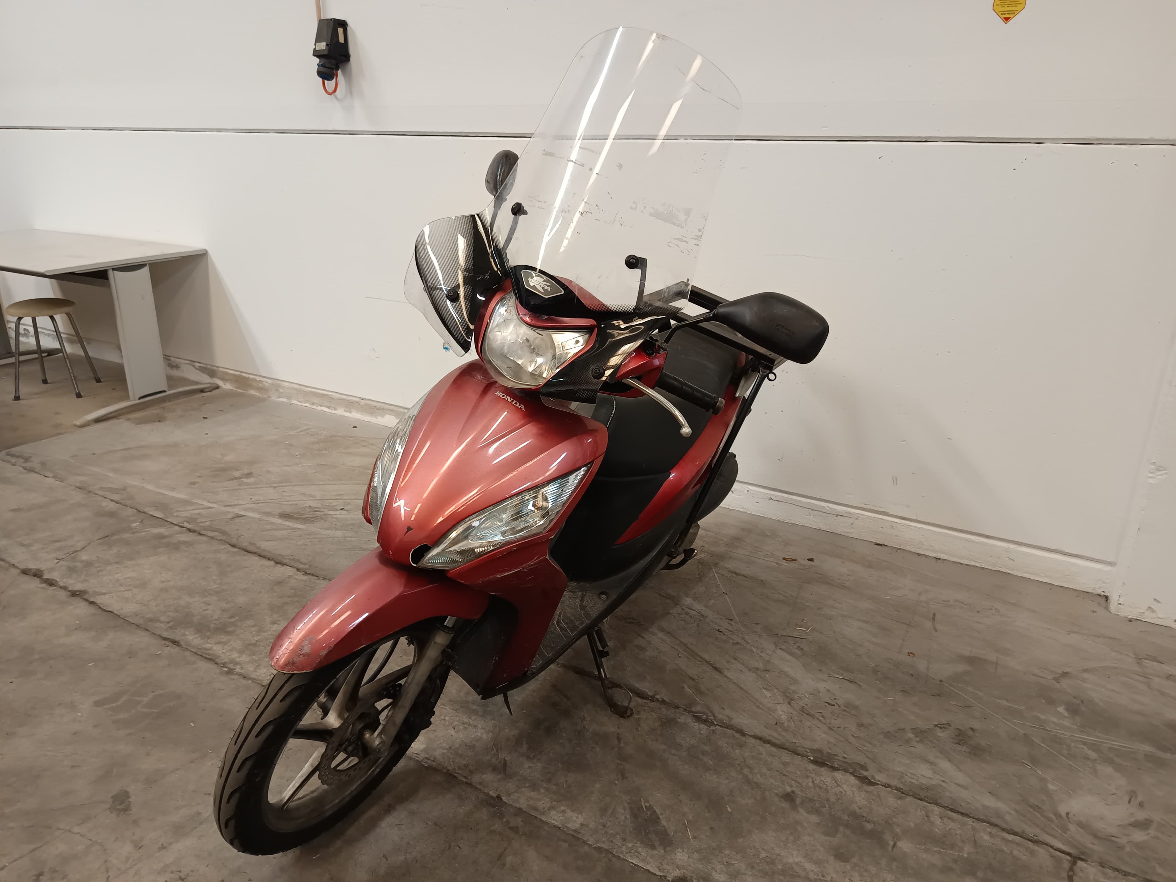 HONDA Vision NSC 110 · Ano 2013 — imagen 2