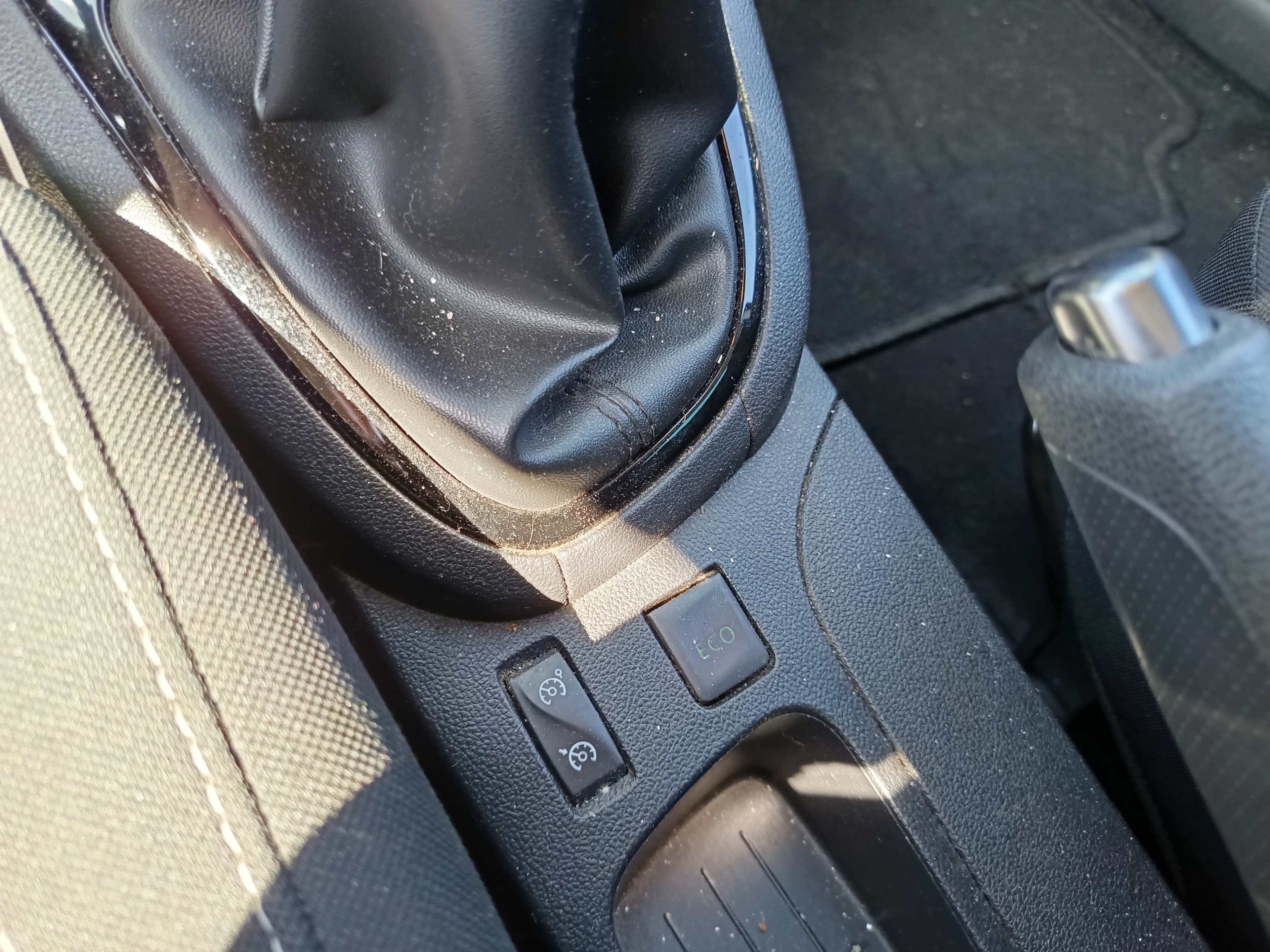 Renault Clio · Ano 2019 — image 39