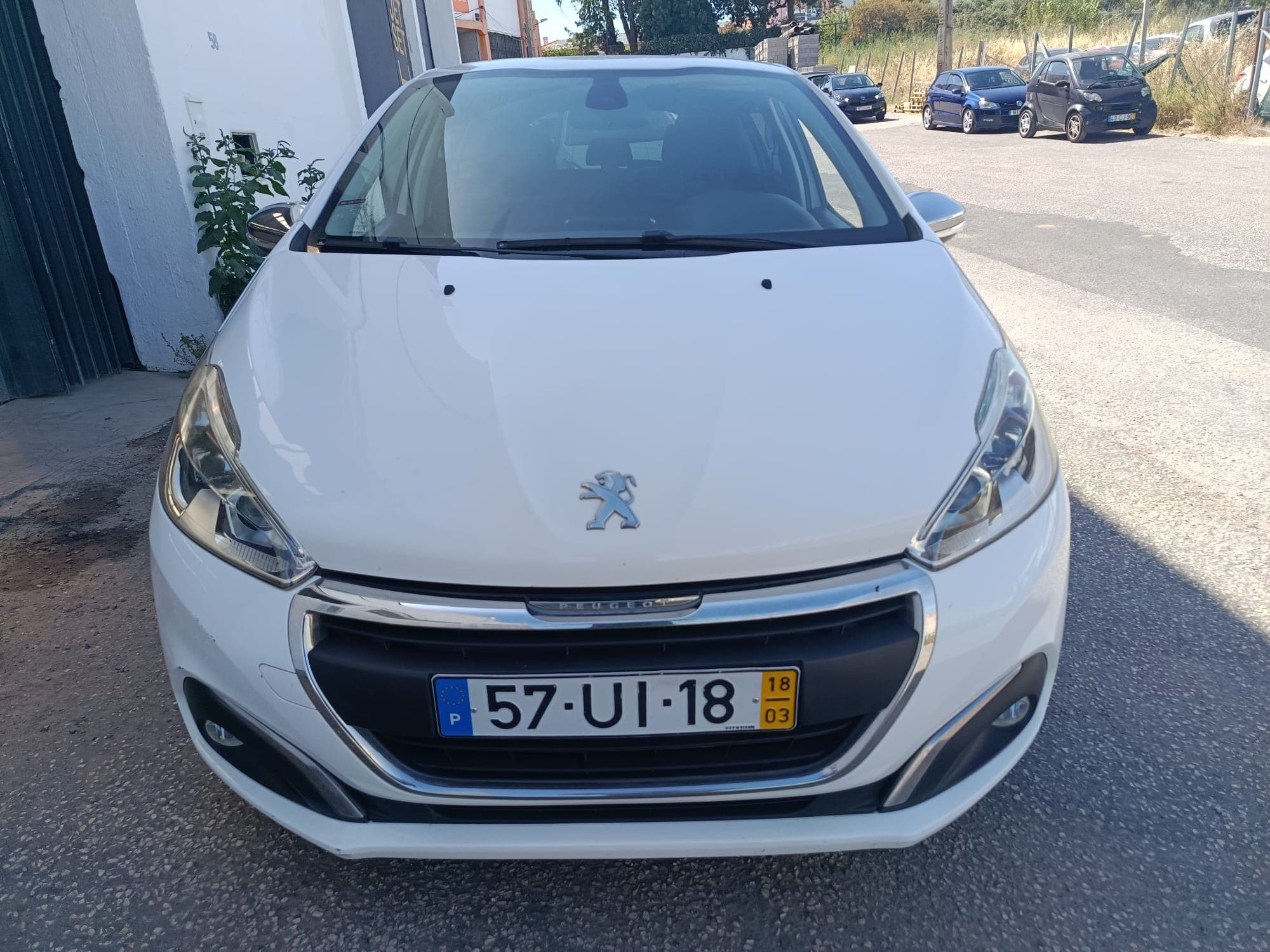 Peugeot 208 · Ano 2018 — image 2