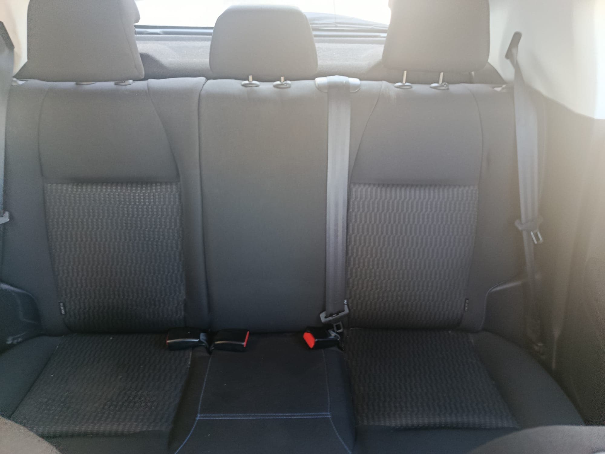 Peugeot 208 · Ano 2018 — image 12