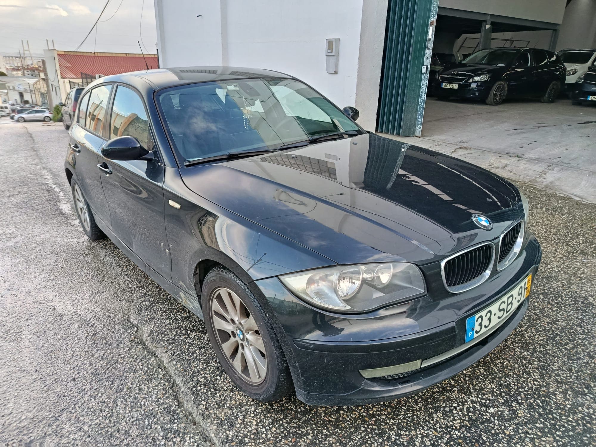 BMW 116D · Ano 2009 — imagen 3