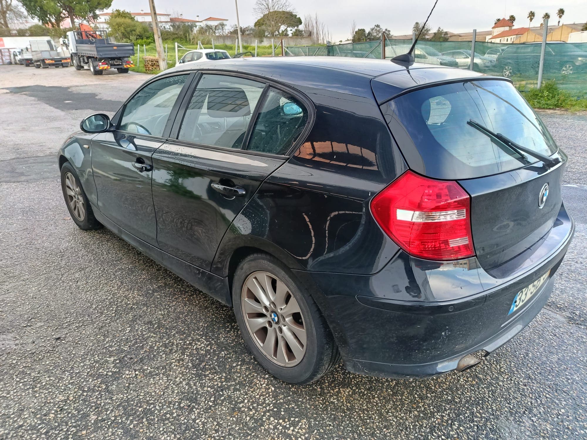 BMW 116D · Ano 2009 — imagen 8