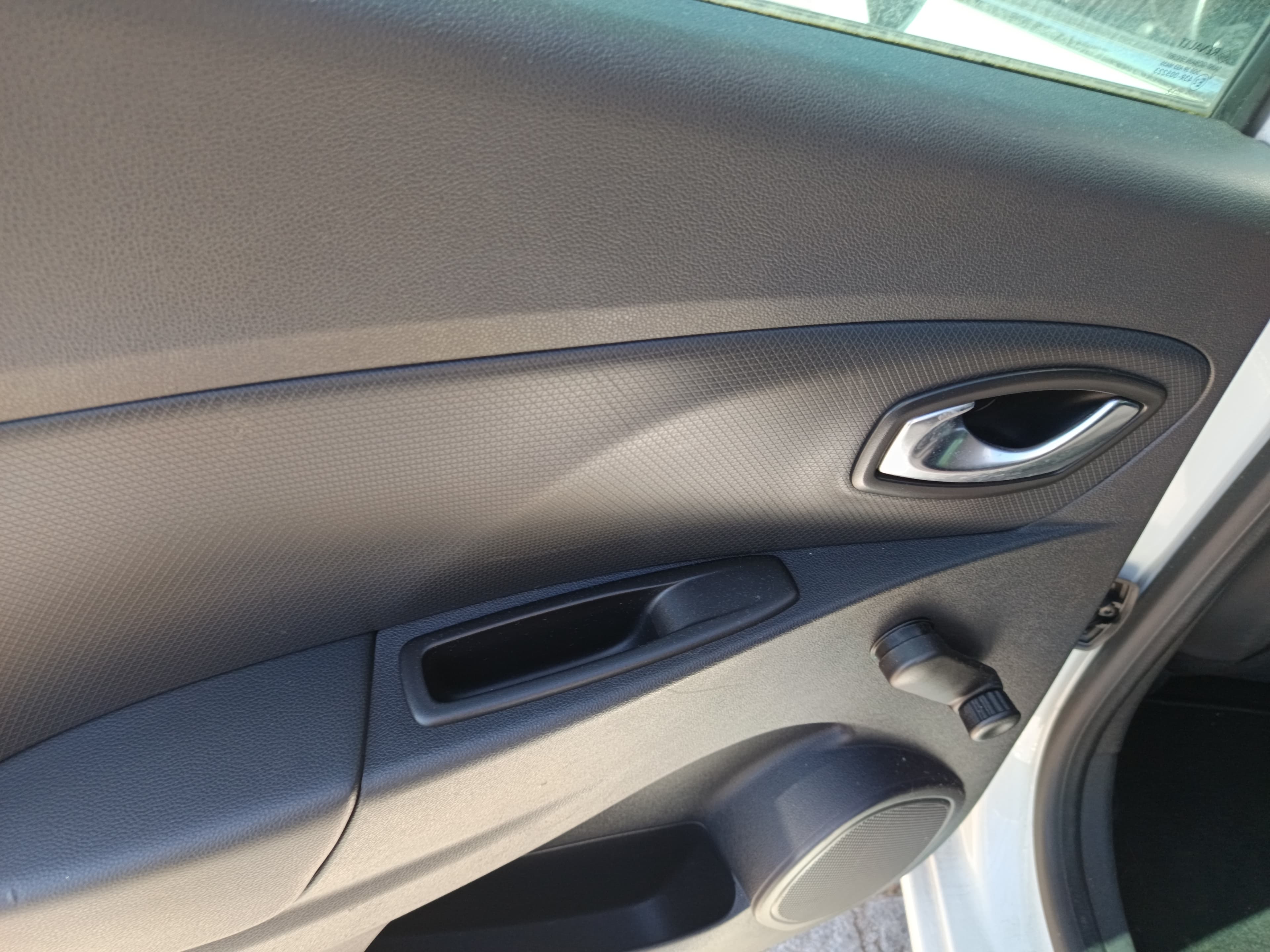 Renault Clio · Ano 2019 — image 29