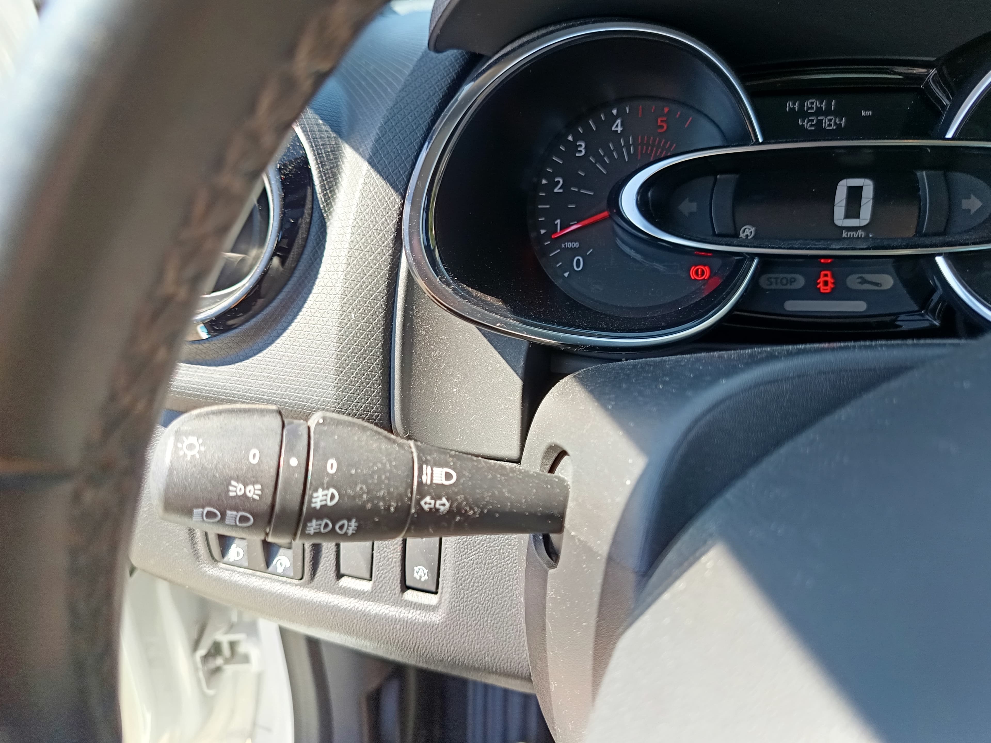 Renault Clio · Ano 2019 — image 43