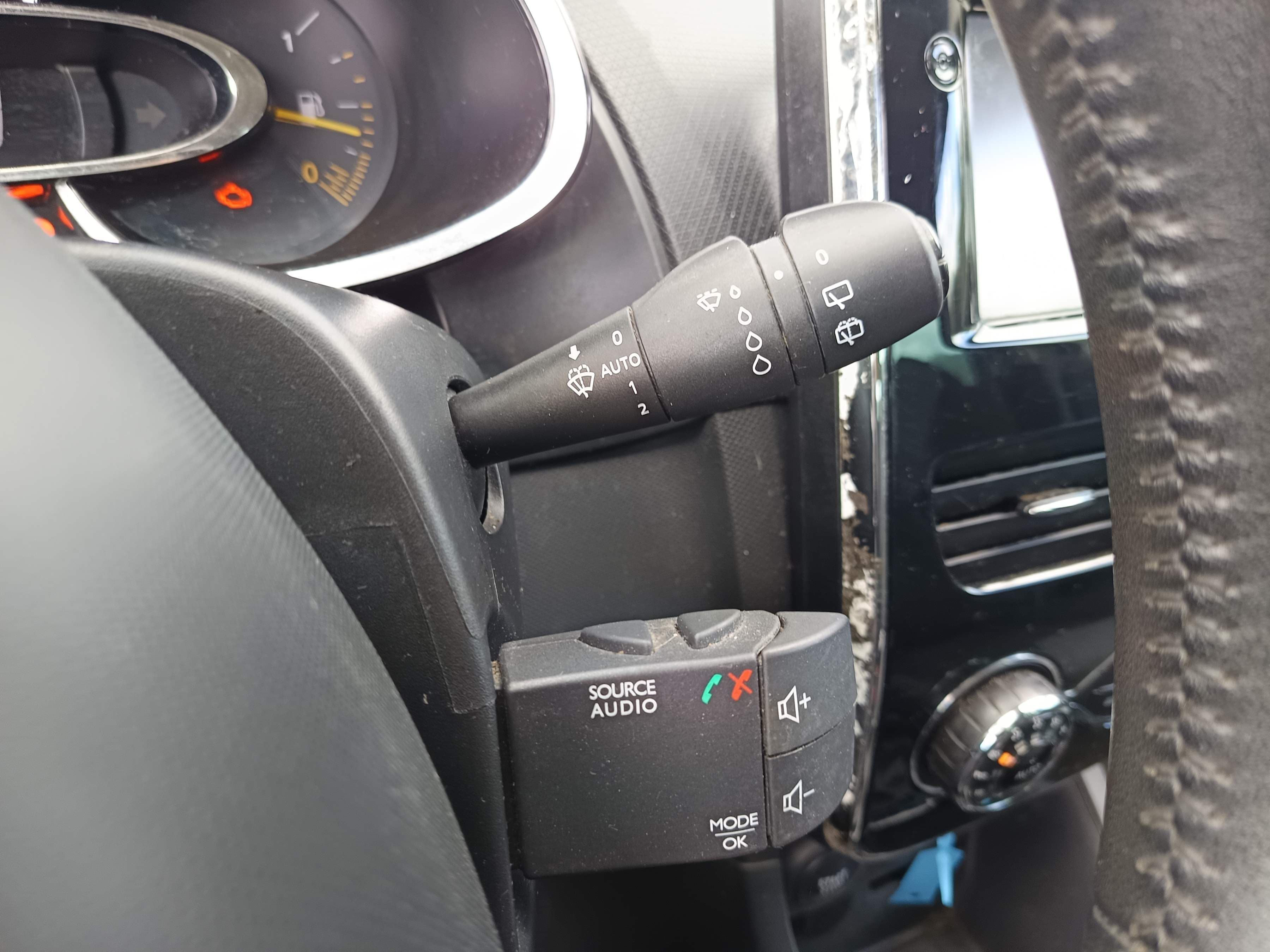 Renault Clio · Año 2013 — imagen 50