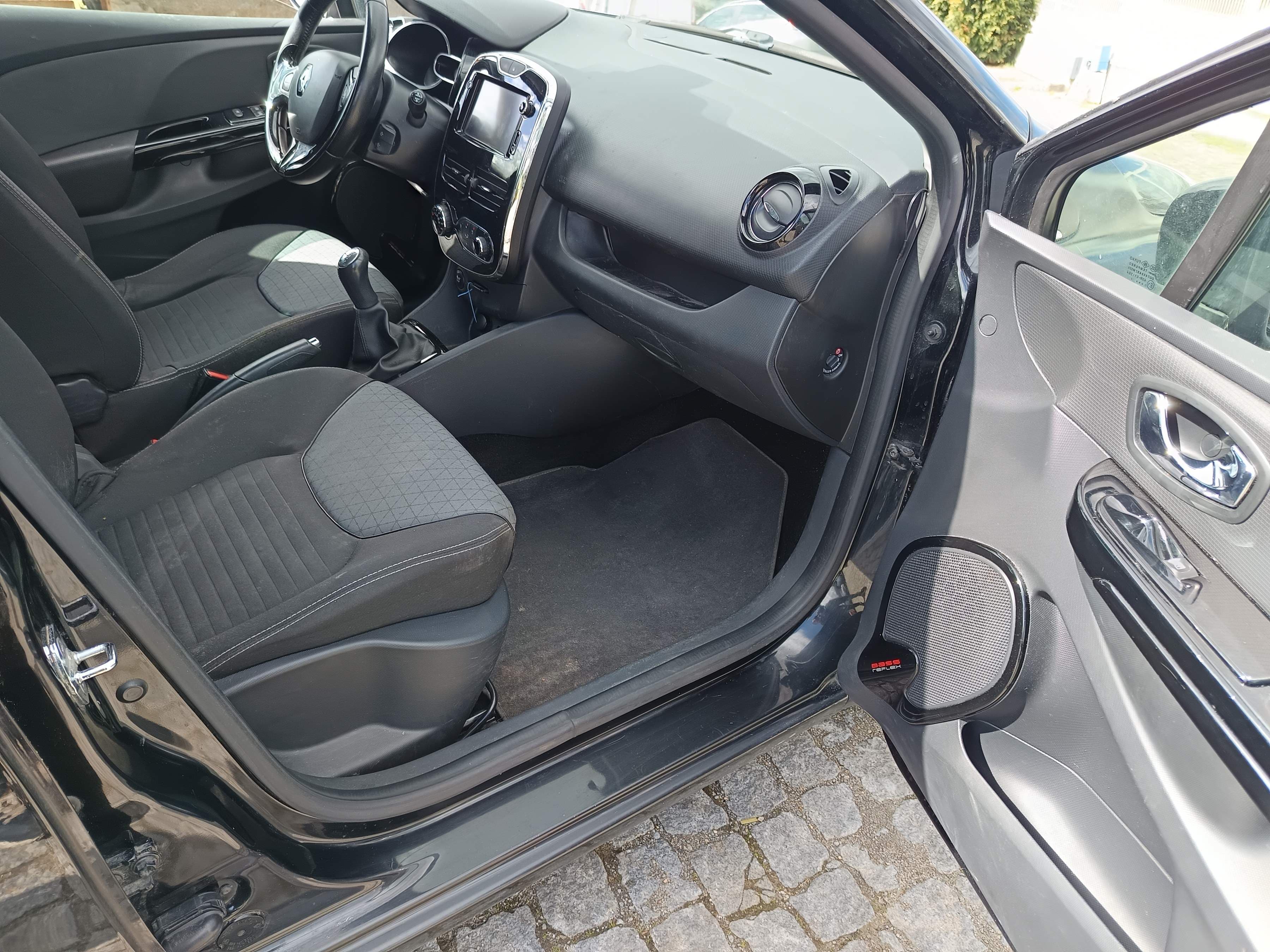 Renault Clio · Año 2013 — imagen 32