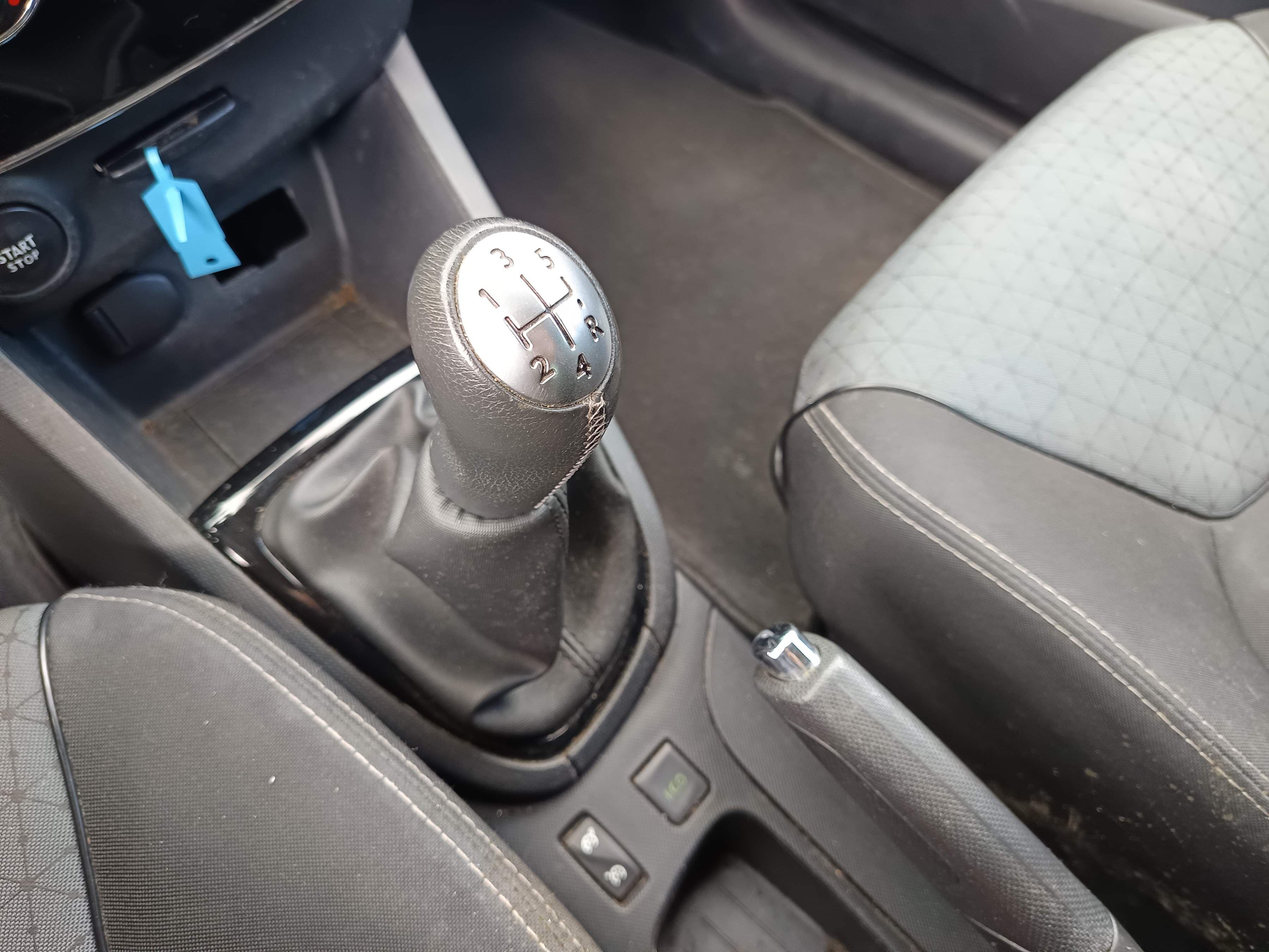 Renault Clio · Año 2013 — imagen 46