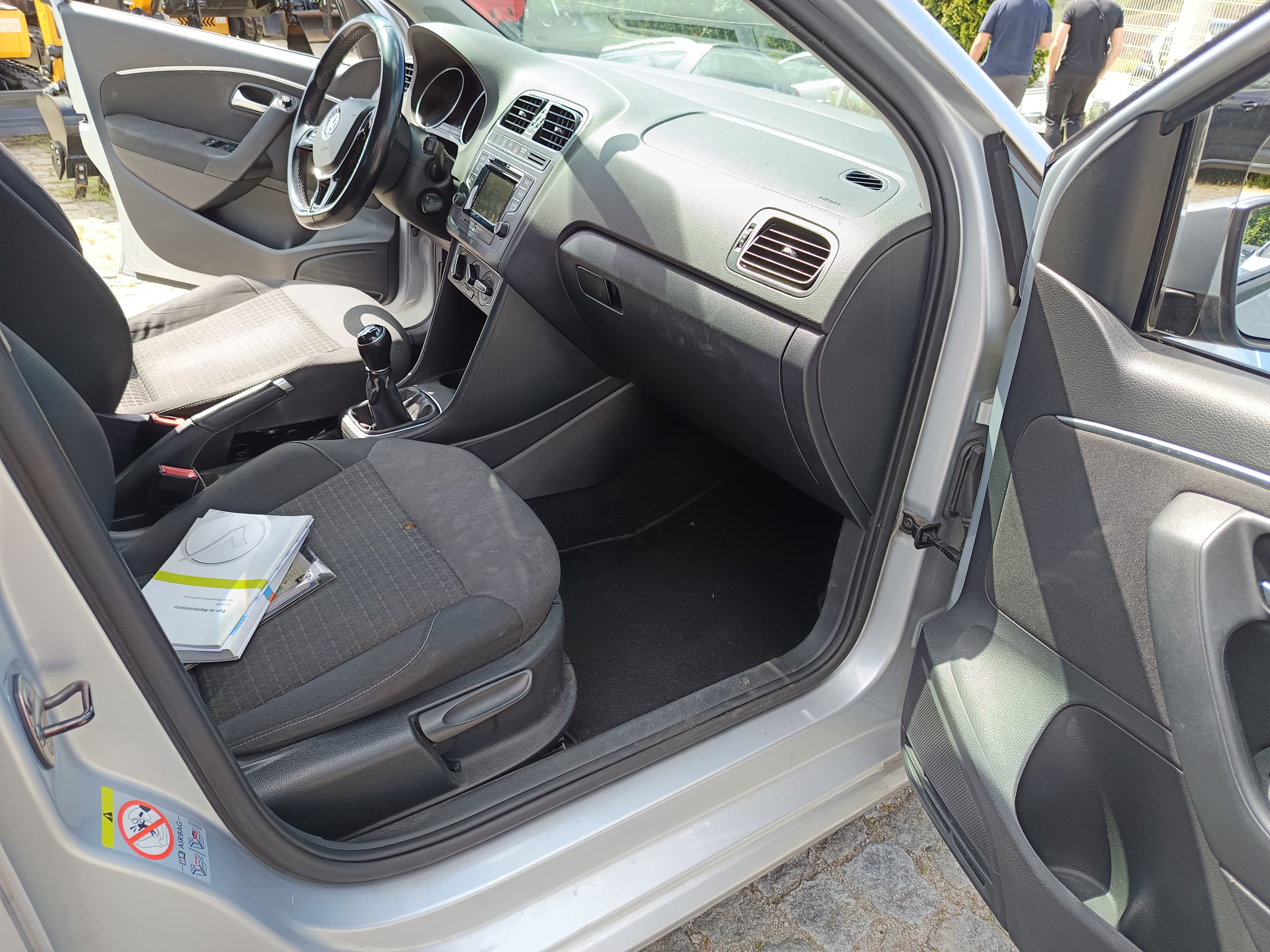 Volkswagen Polo · Ano 2014 — image 23