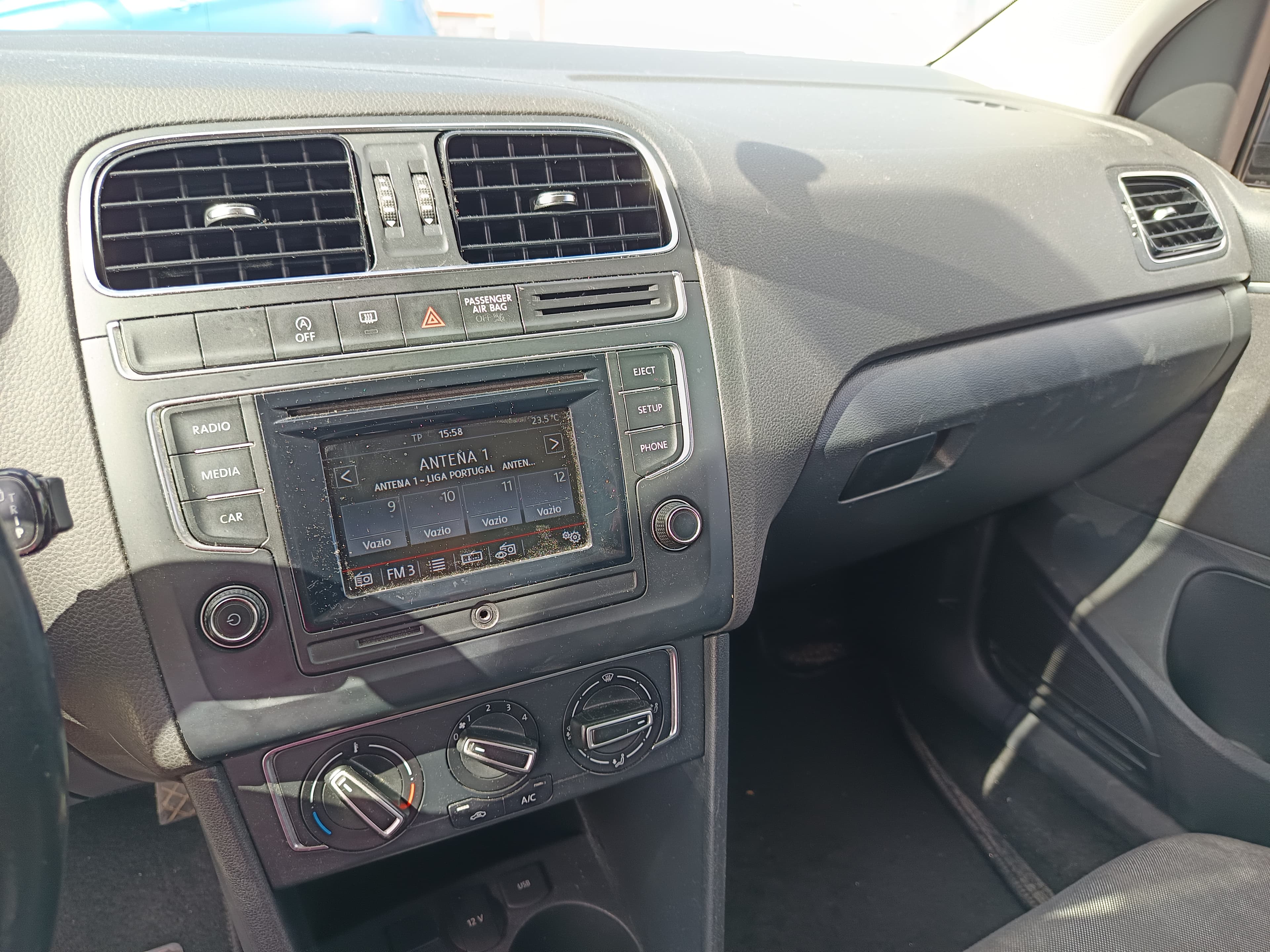 Volkswagen Polo · Ano 2014 — image 35
