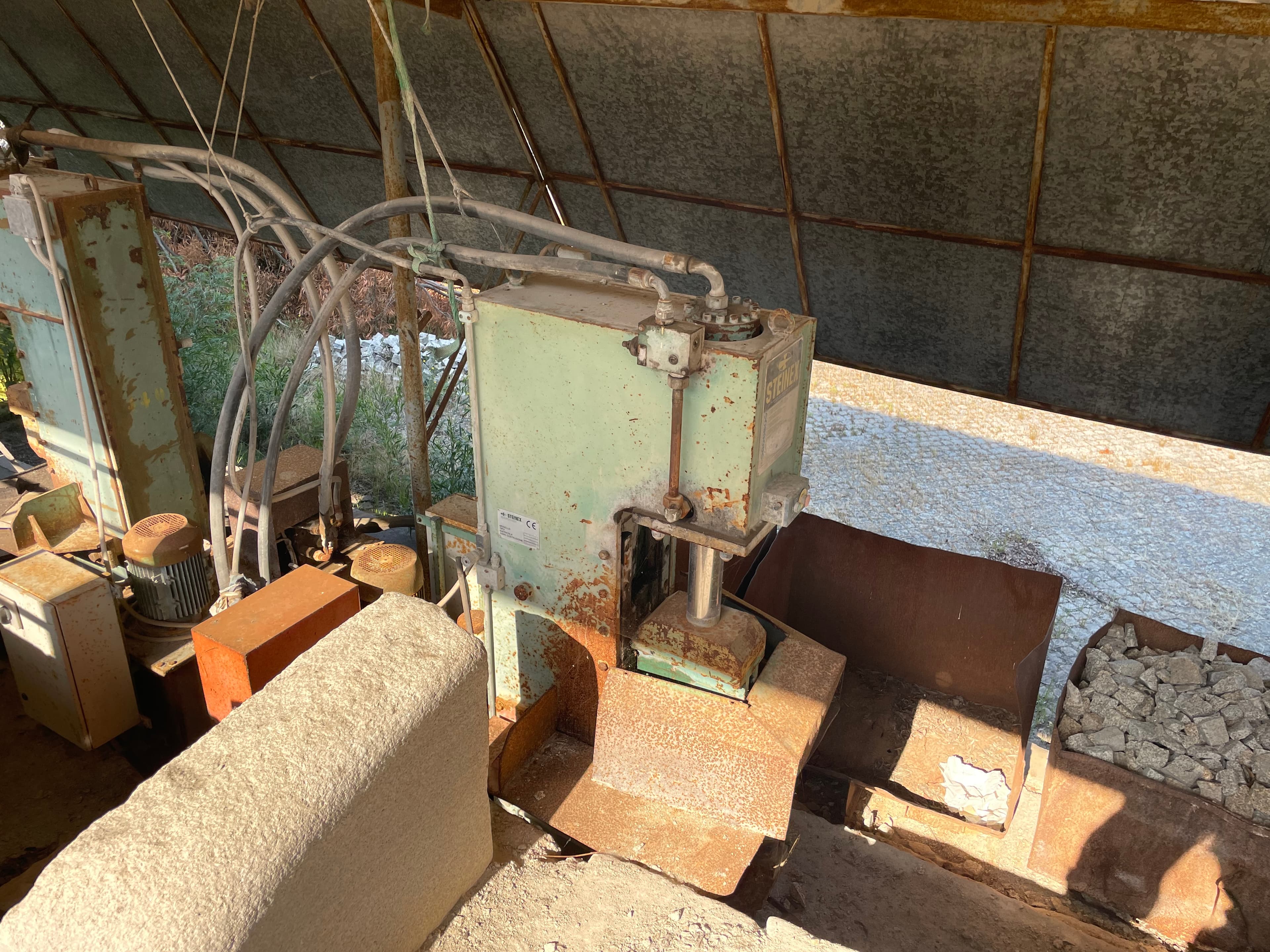 Máquina de cortar cubos Steinex