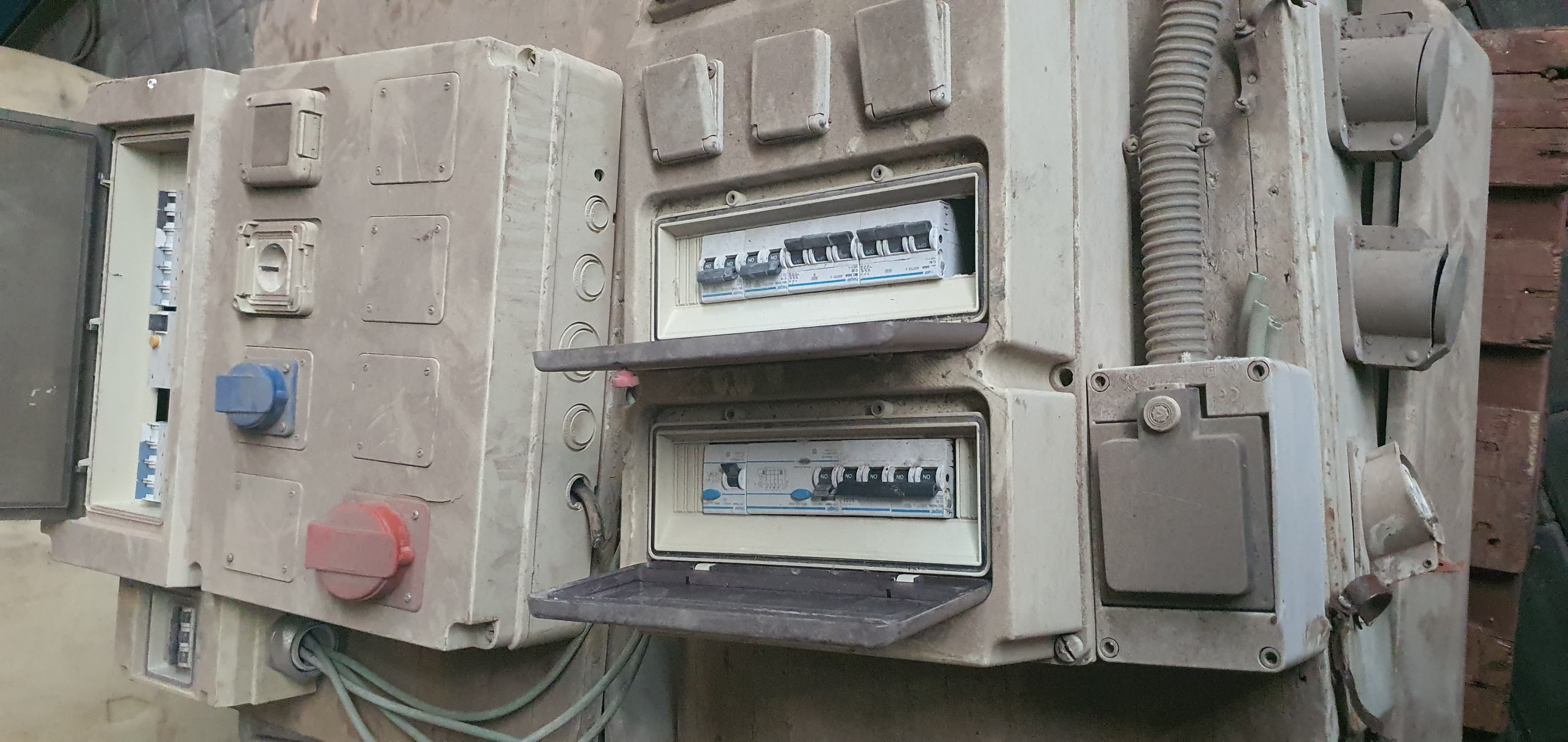 Quadros Elétricos — imagem 2
