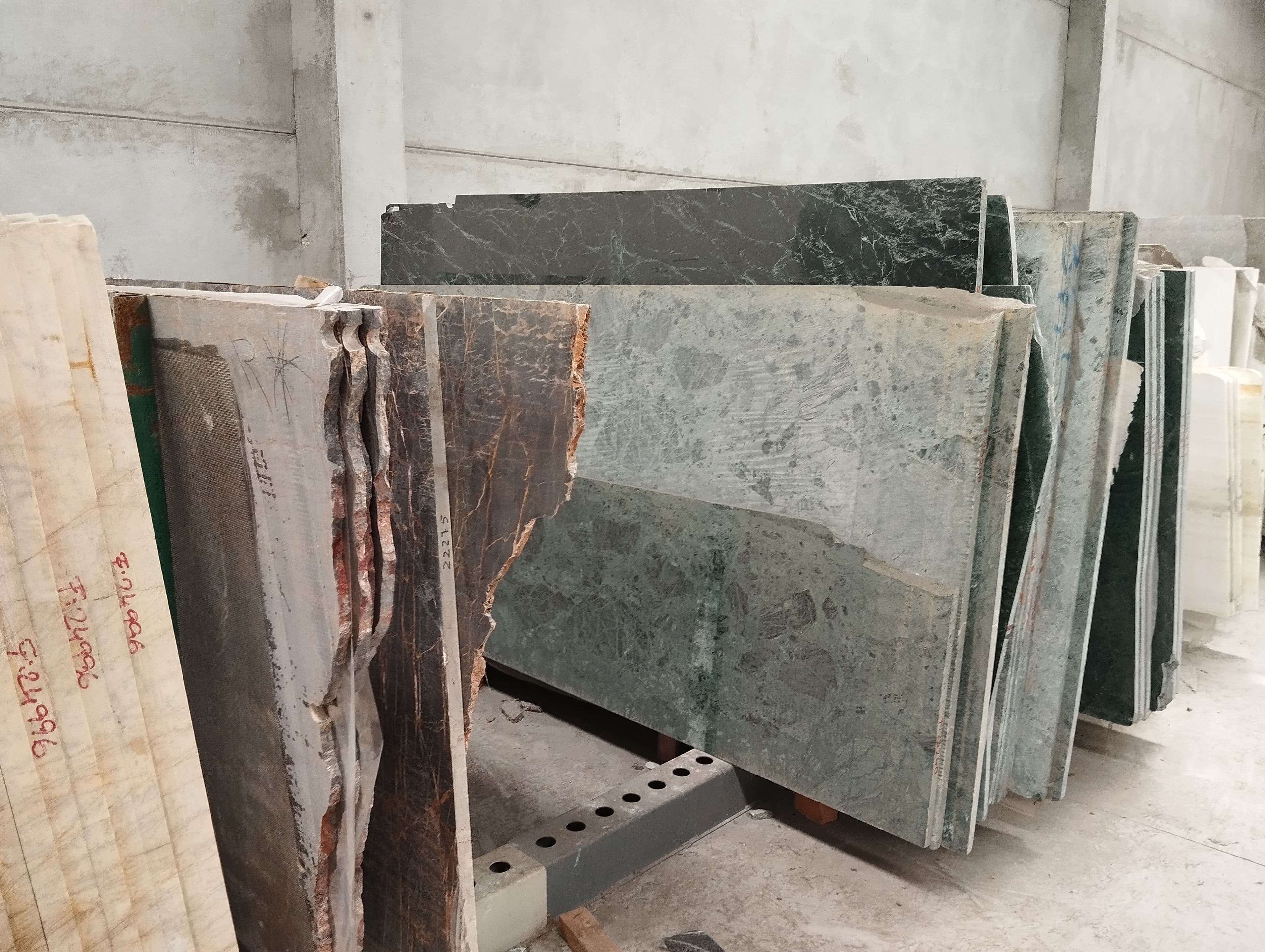Equipamentos para a Produção de Mármore — imagem 188