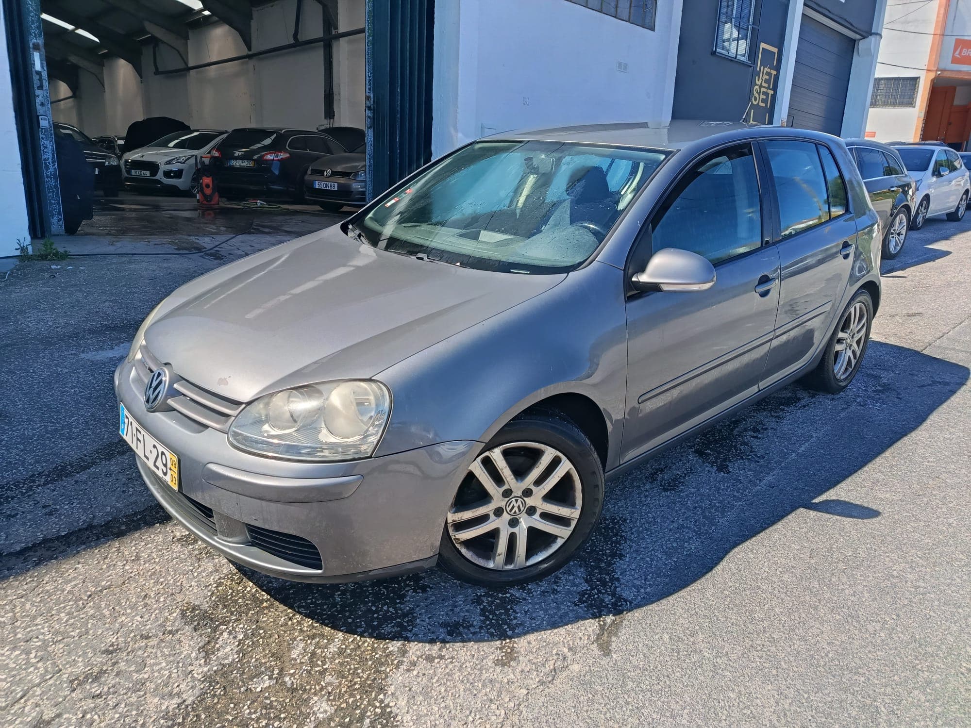 Volkswagen Golf * Ano 2008 — image 2