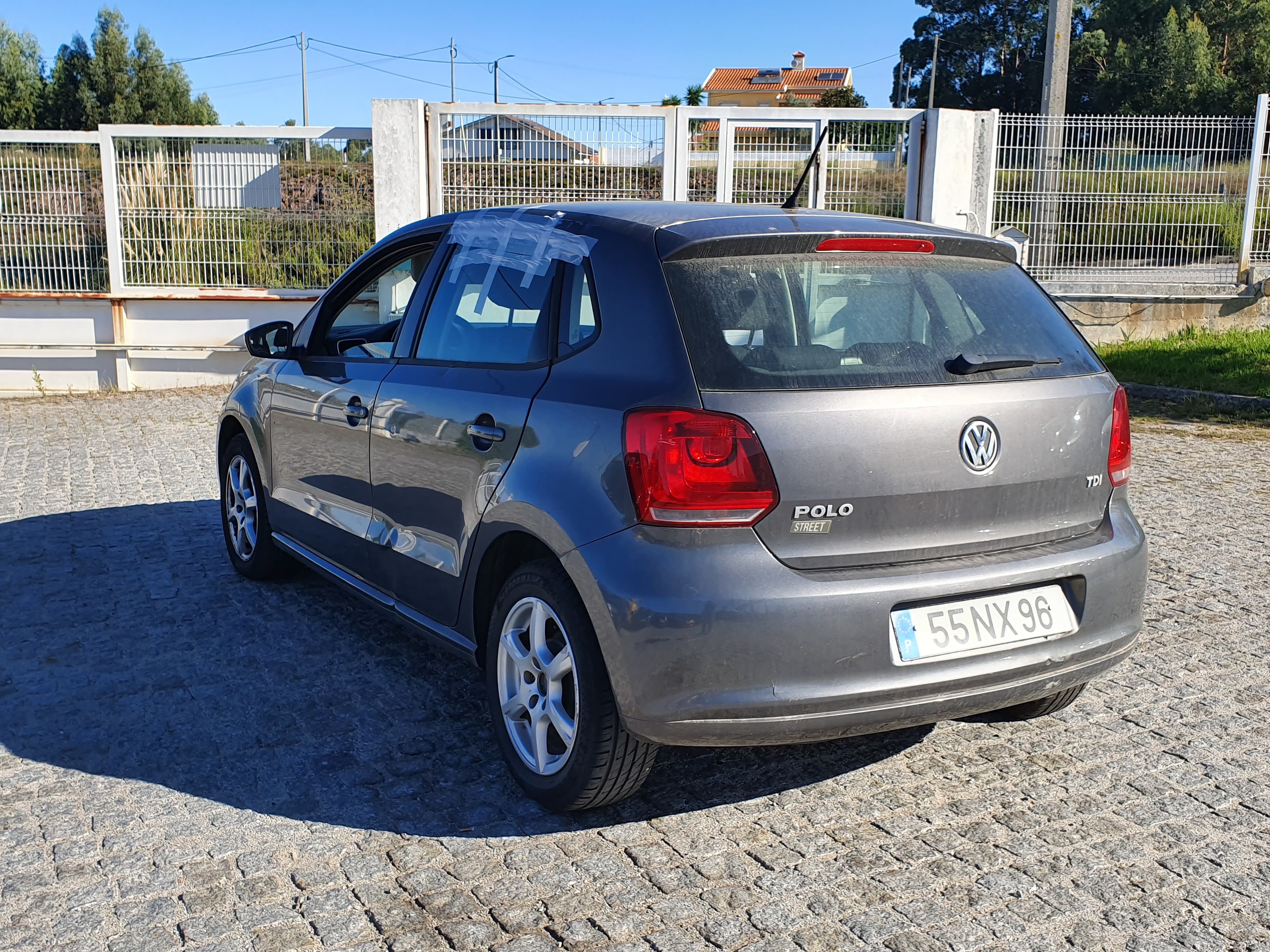 Volkswagen Polo · Ano 2013 — image 6