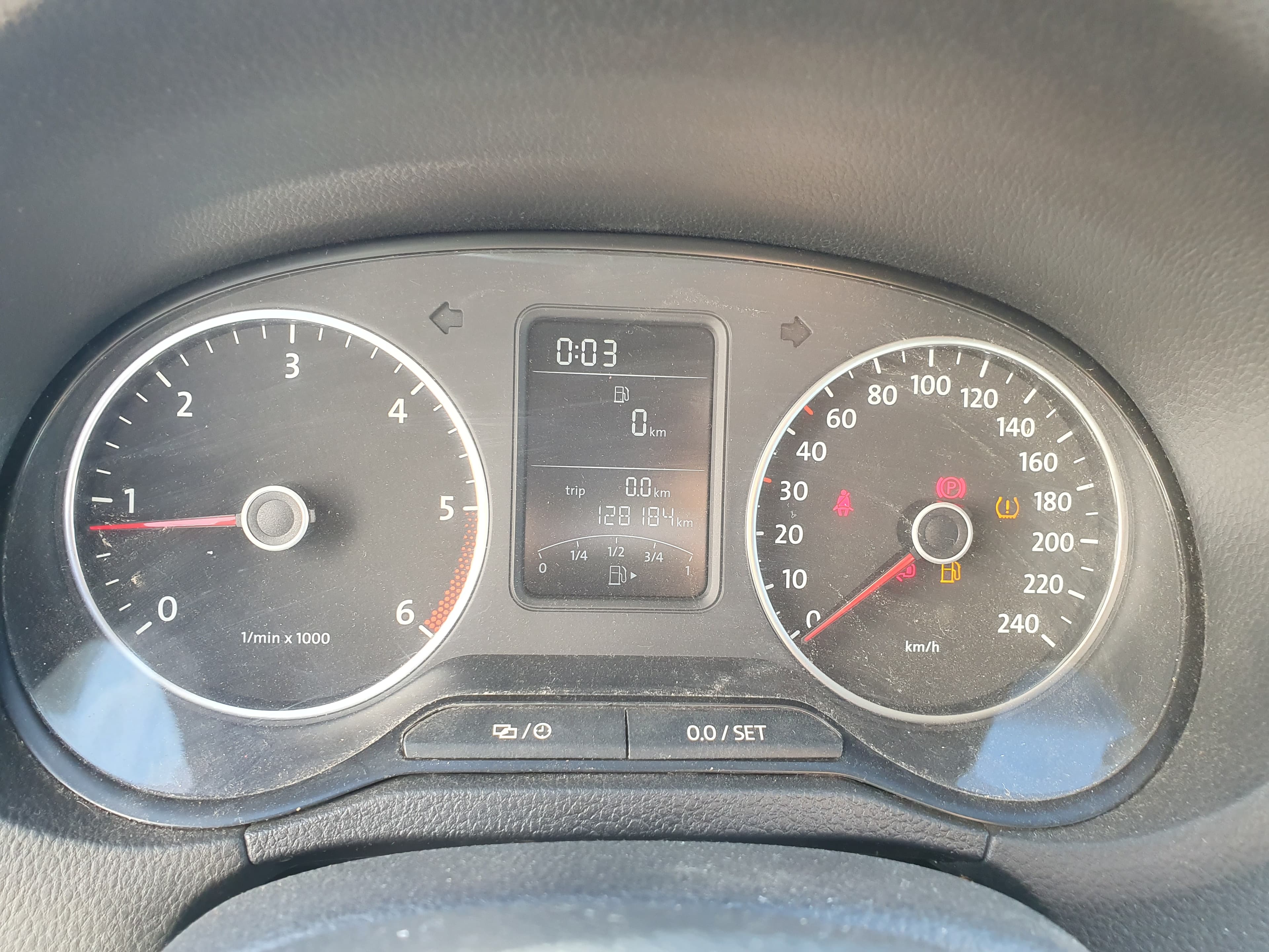 Volkswagen Polo · Ano 2013 — image 24