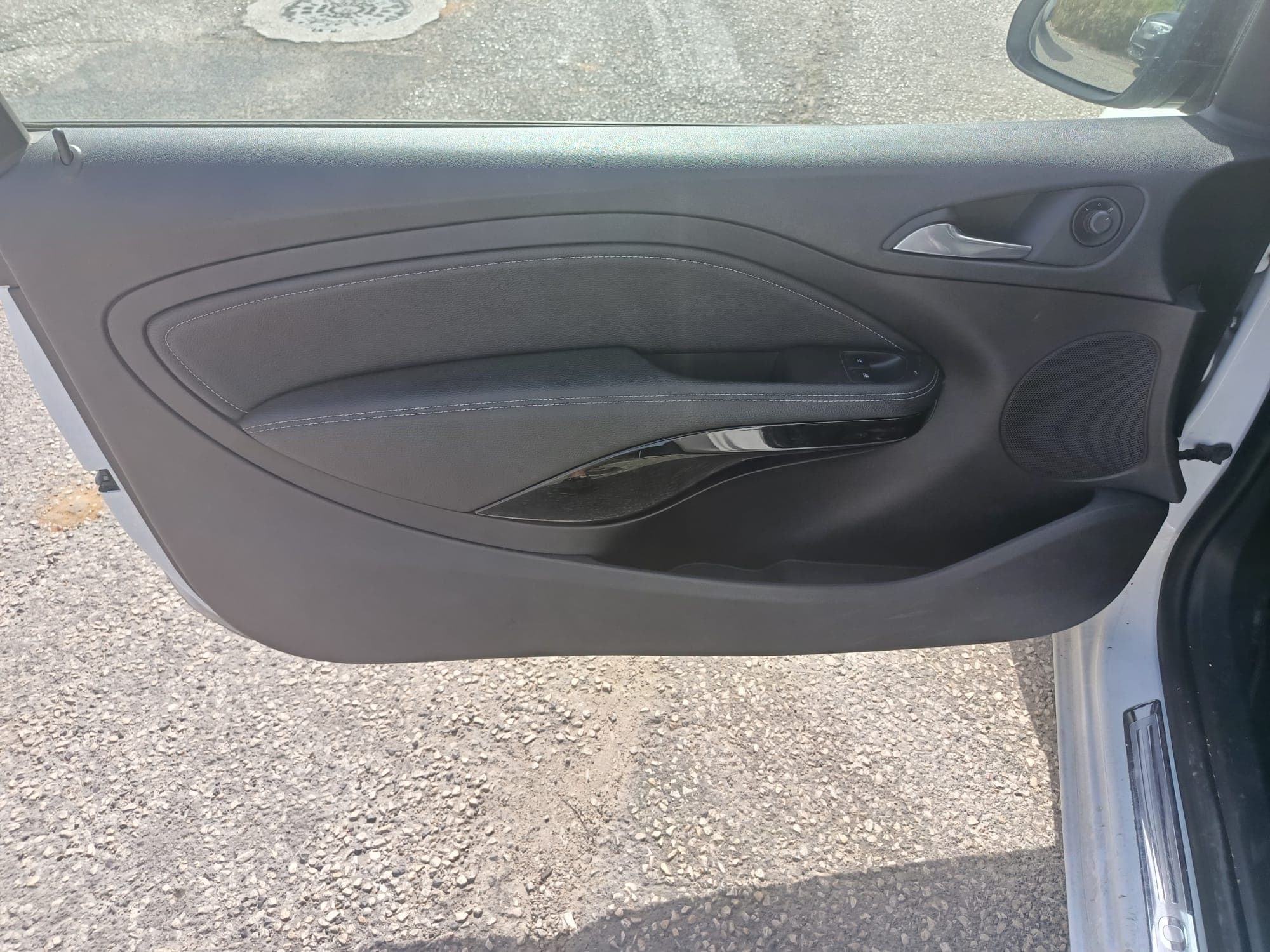 Opel Adam · Ano 2016 — image 19