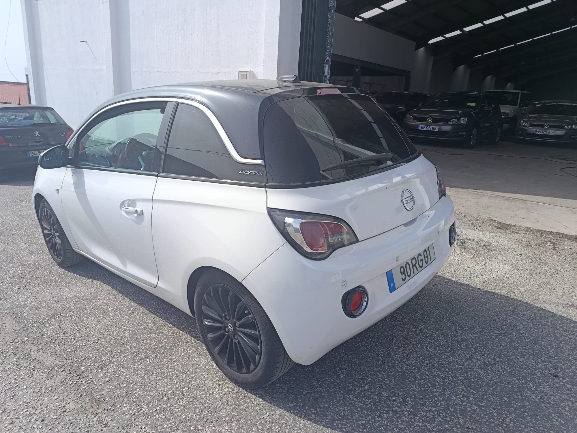 Opel Adam · Ano 2016 — image 6
