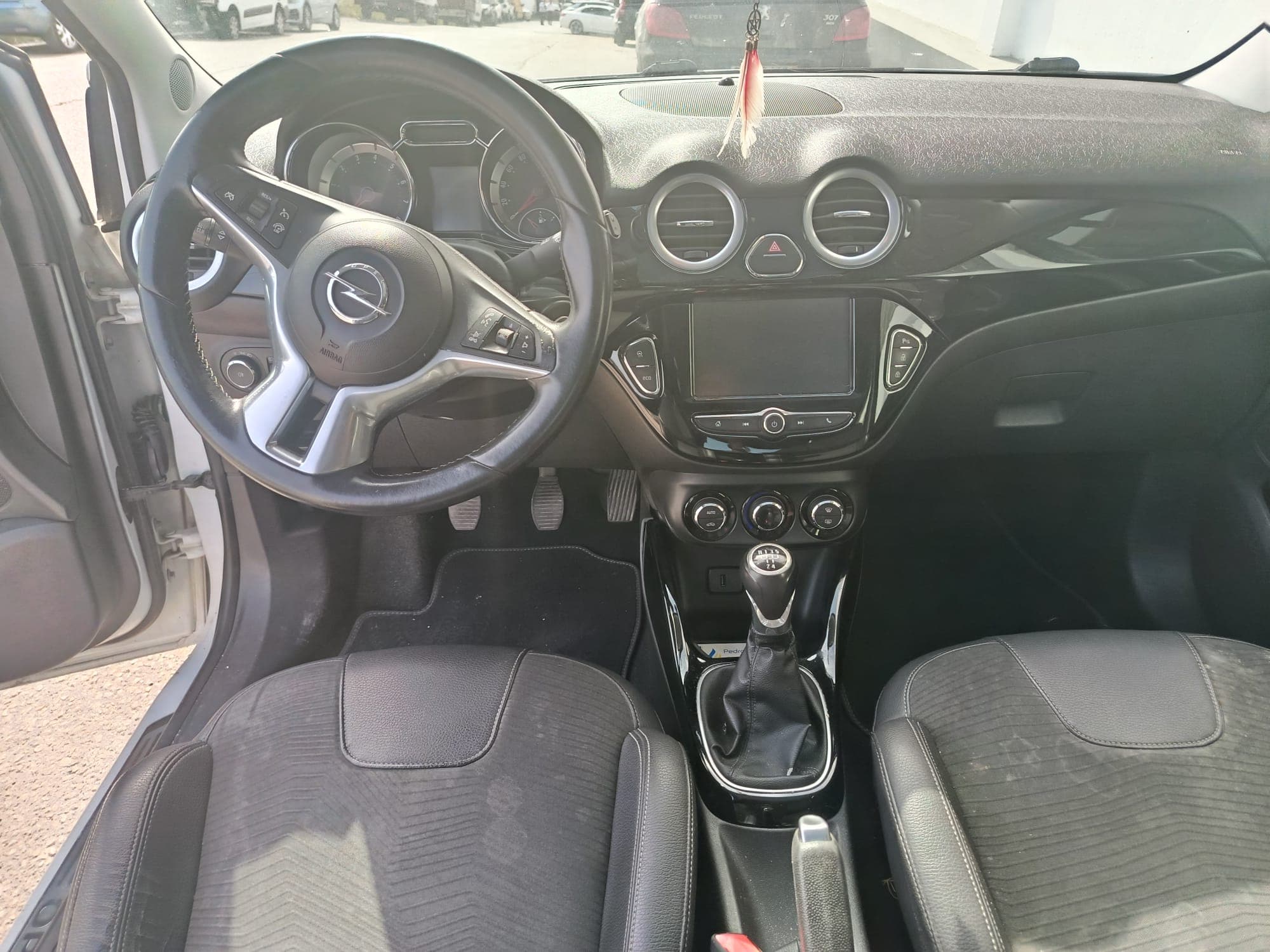 Opel Adam · Ano 2016 — image 22