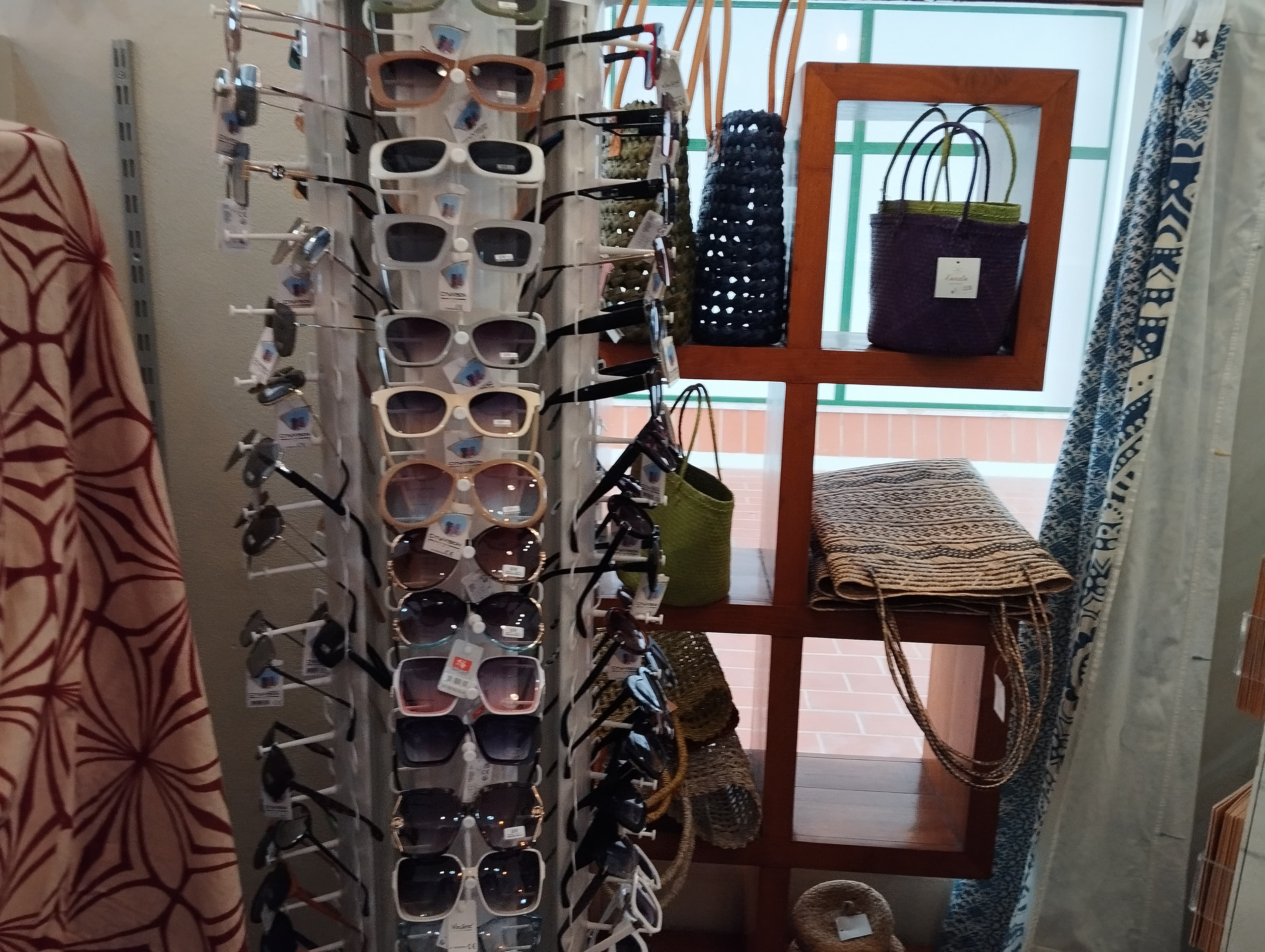 Estabelecimento Comercial + Recheio · Olhos de Água, Albufeira — imagem 12