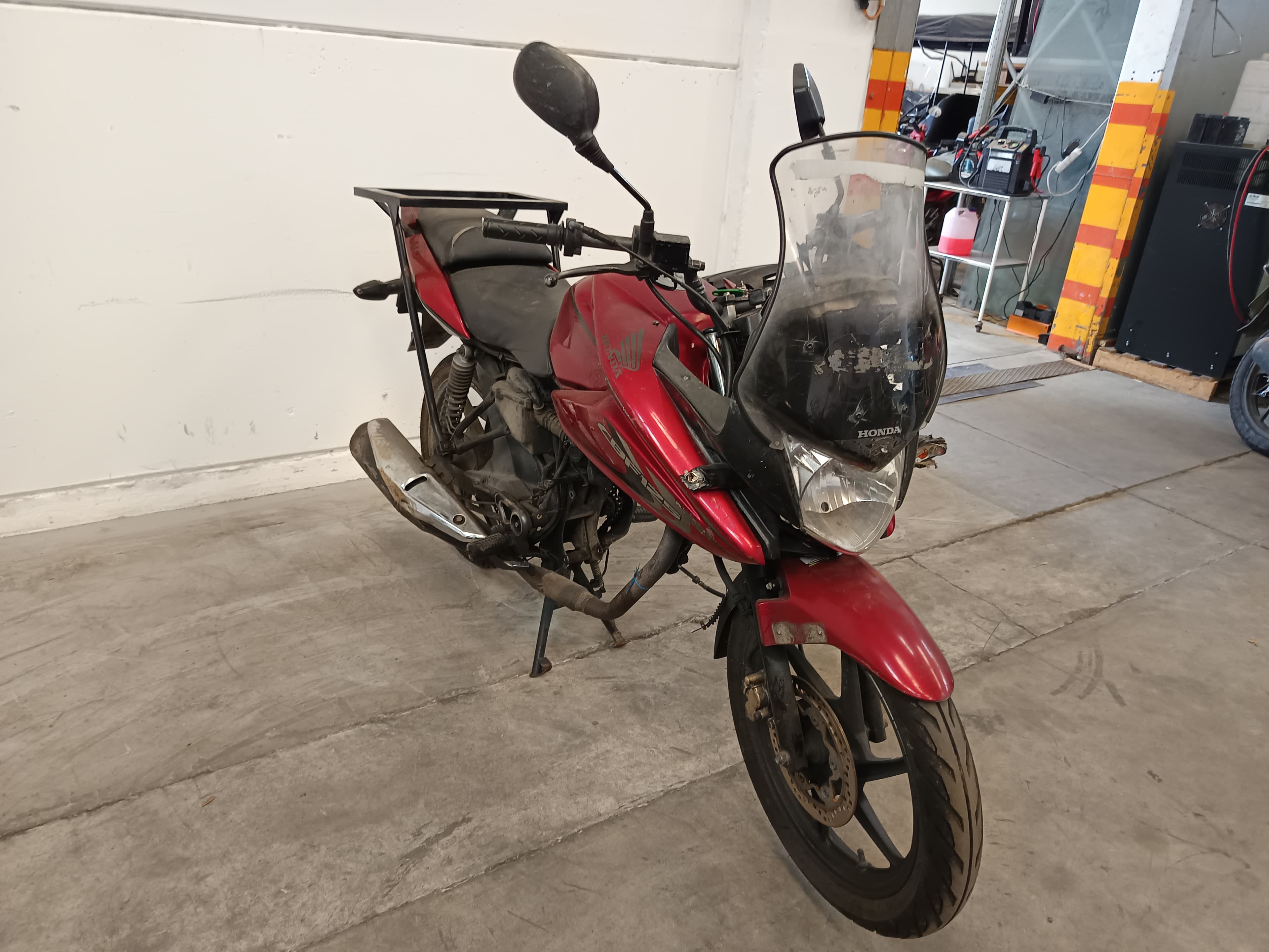 Honda CBF 125 · Año 2014 — imagen 2