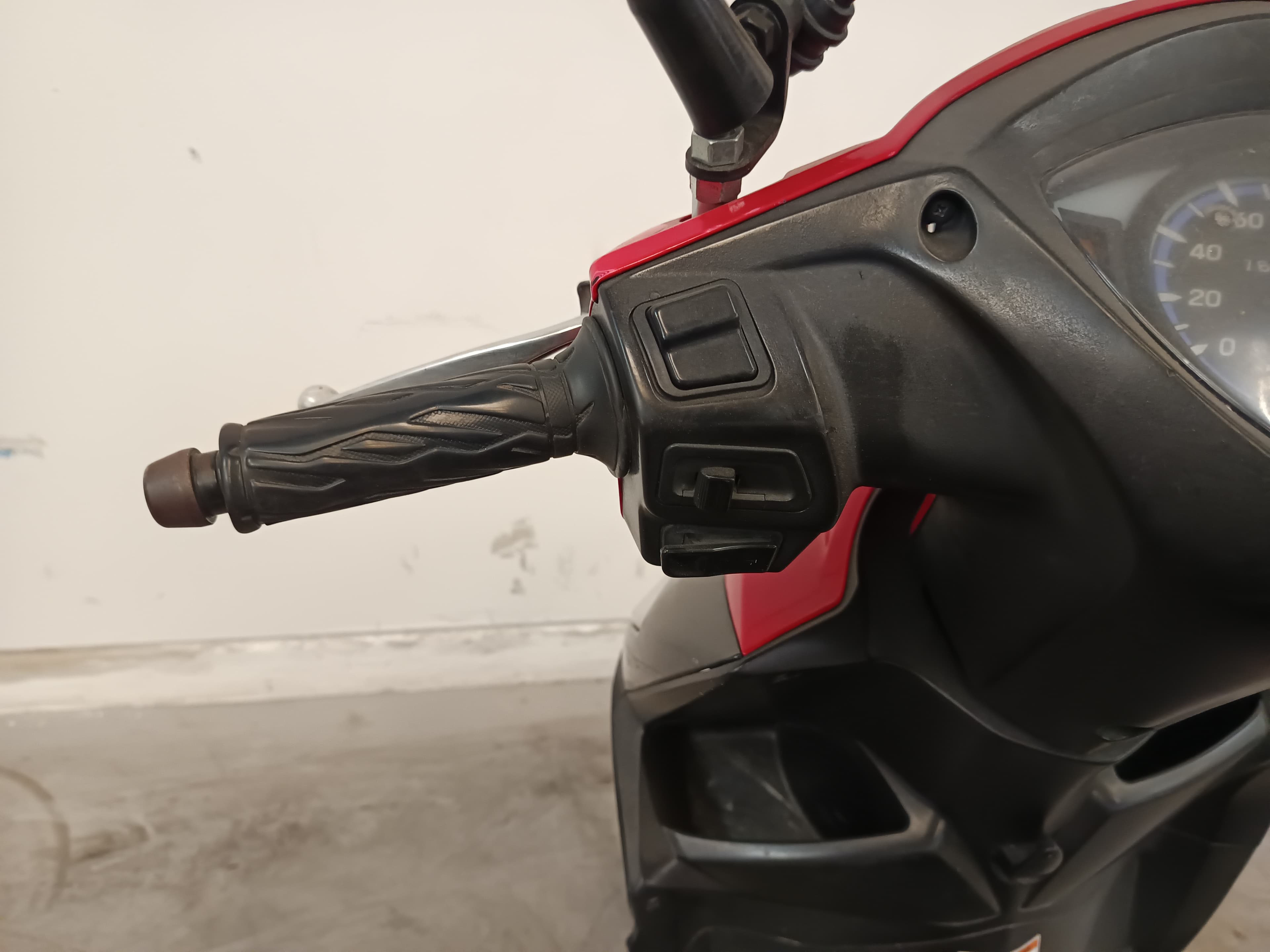 Suzuki UK 110 Address · Año 2016 — imagen 11