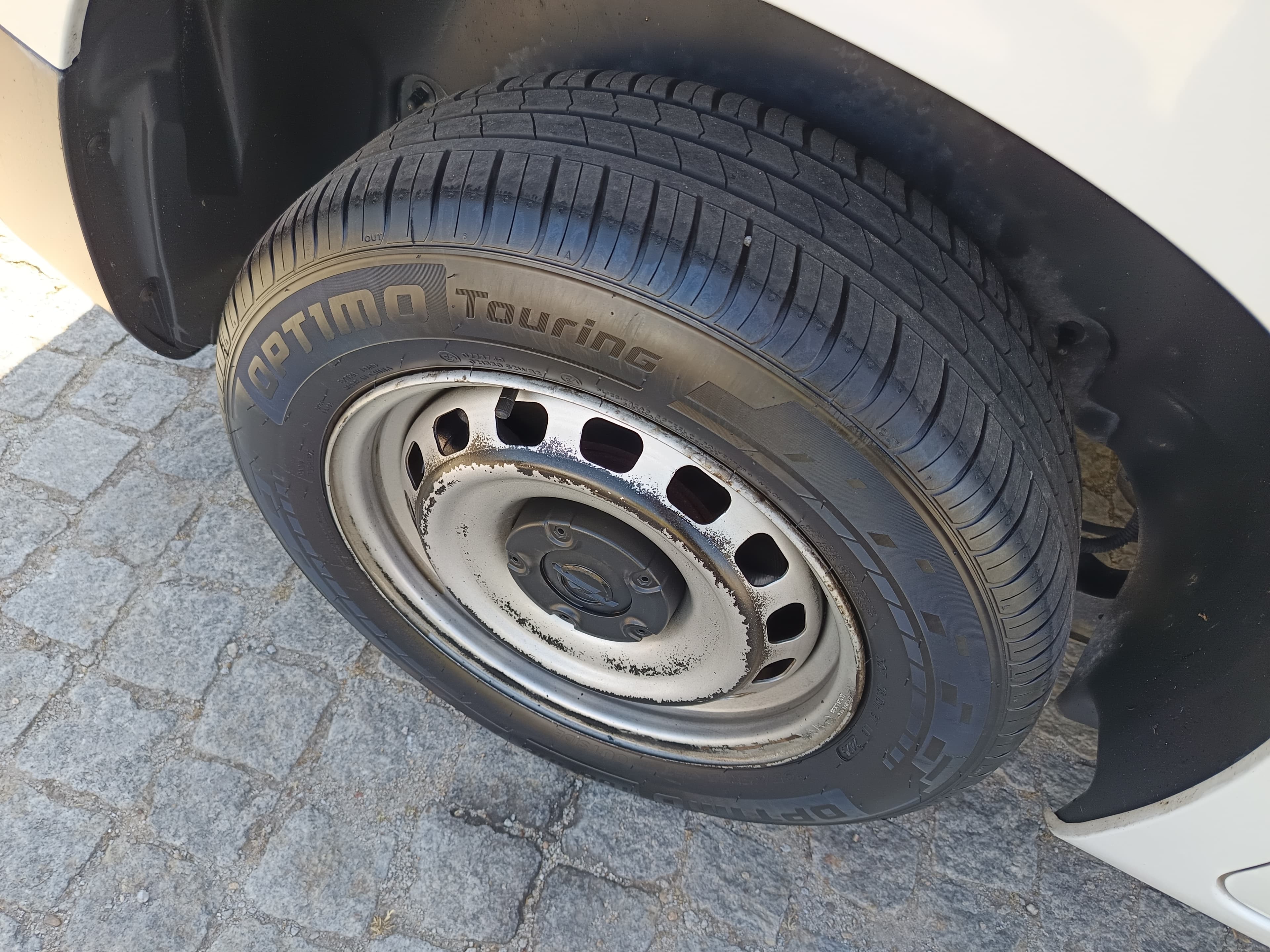 Opel Combo 1.5D · Ano 2023 — image 9