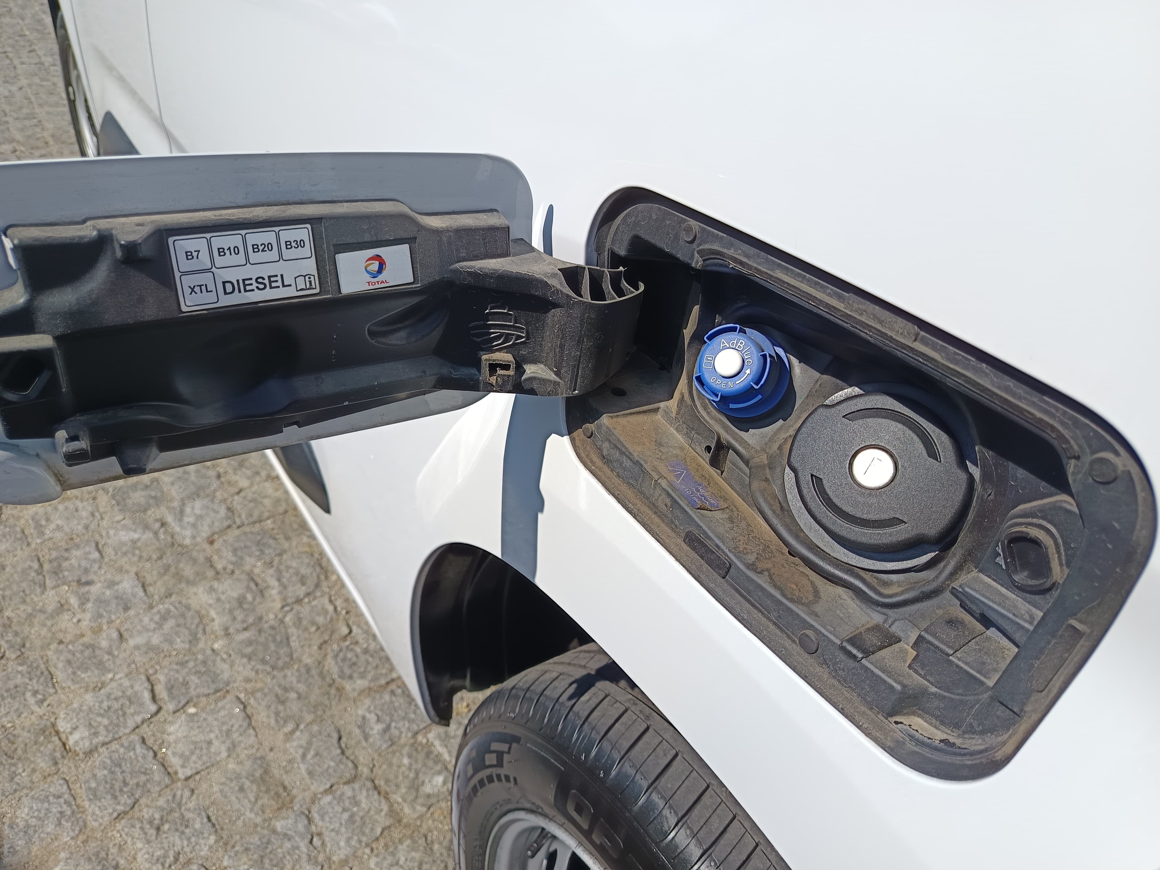 Opel Combo 1.5D · Ano 2023 — image 13