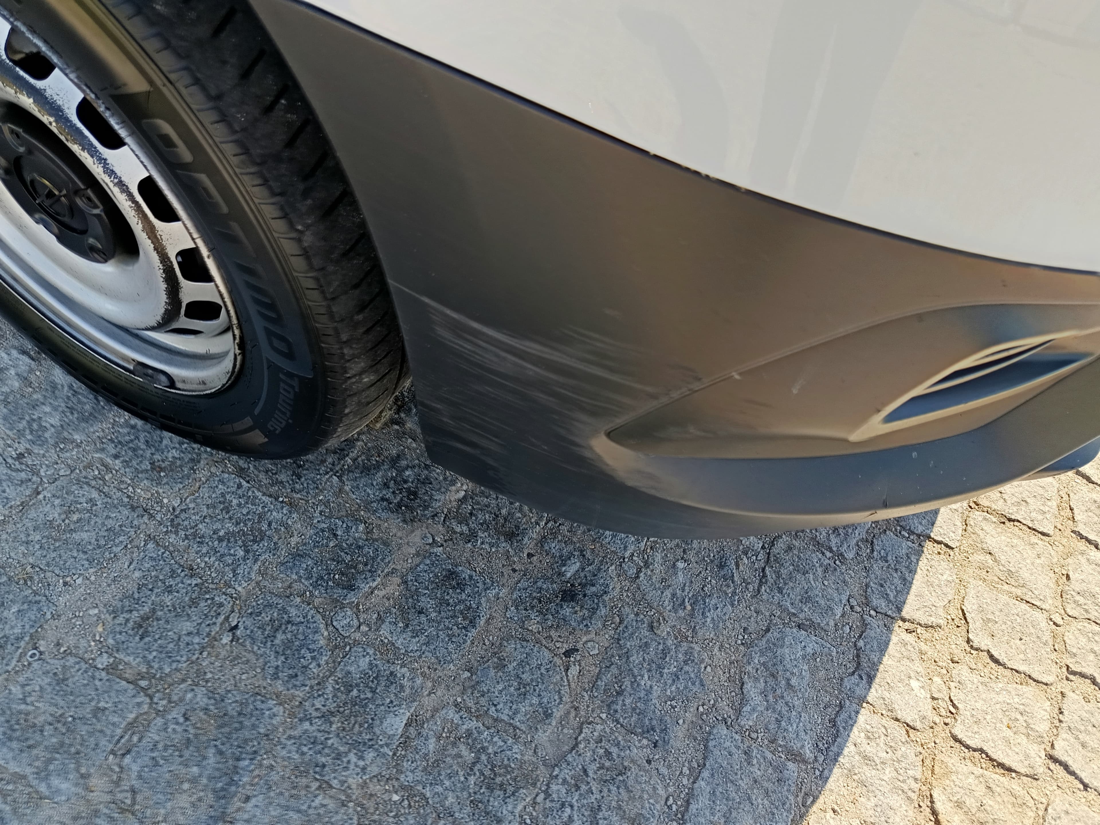 Opel Combo 1.5D · Ano 2023 — image 7