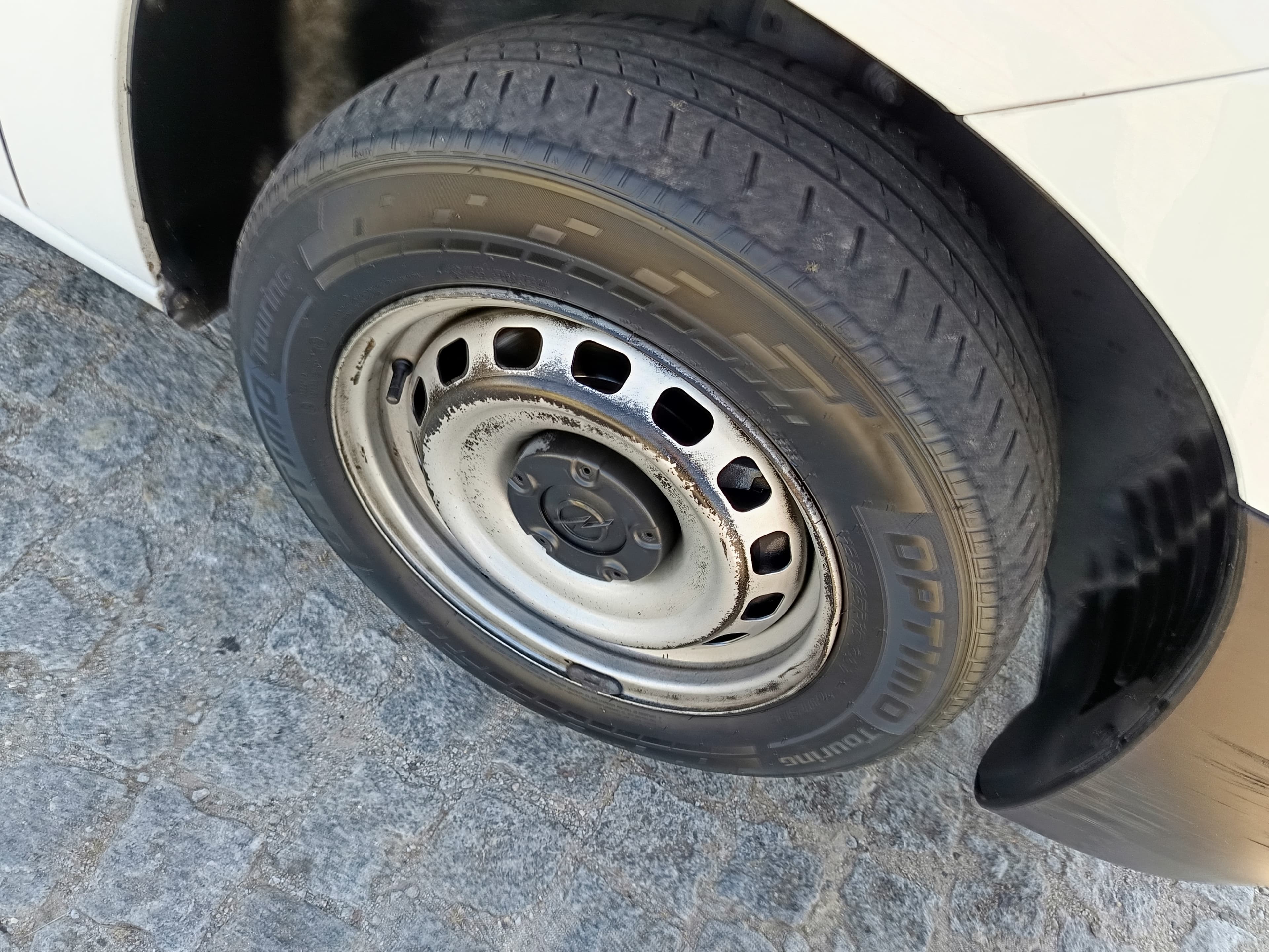 Opel Combo 1.5D · Ano 2023 — image 8