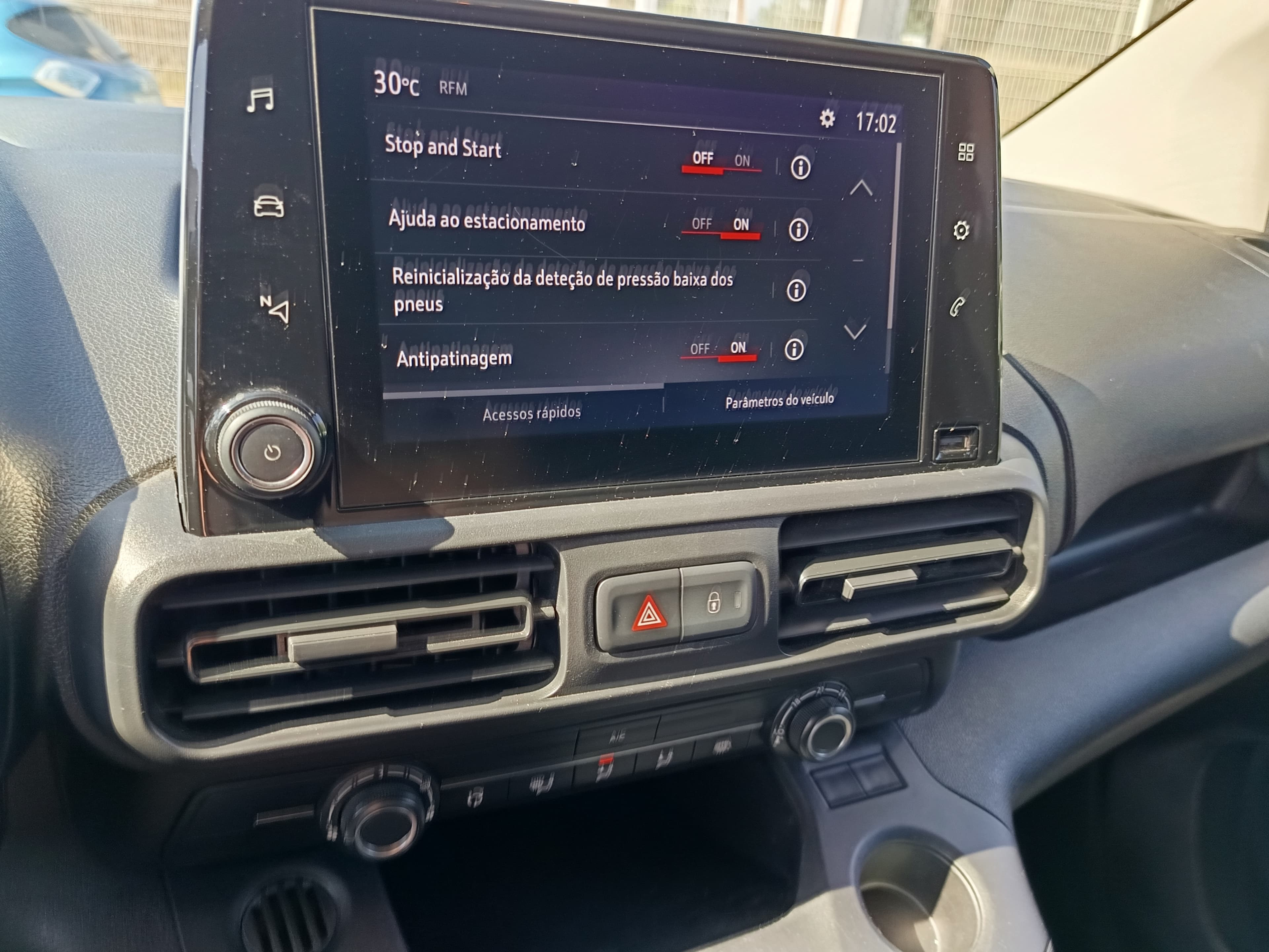 Opel Combo 1.5D · Ano 2023 — image 30